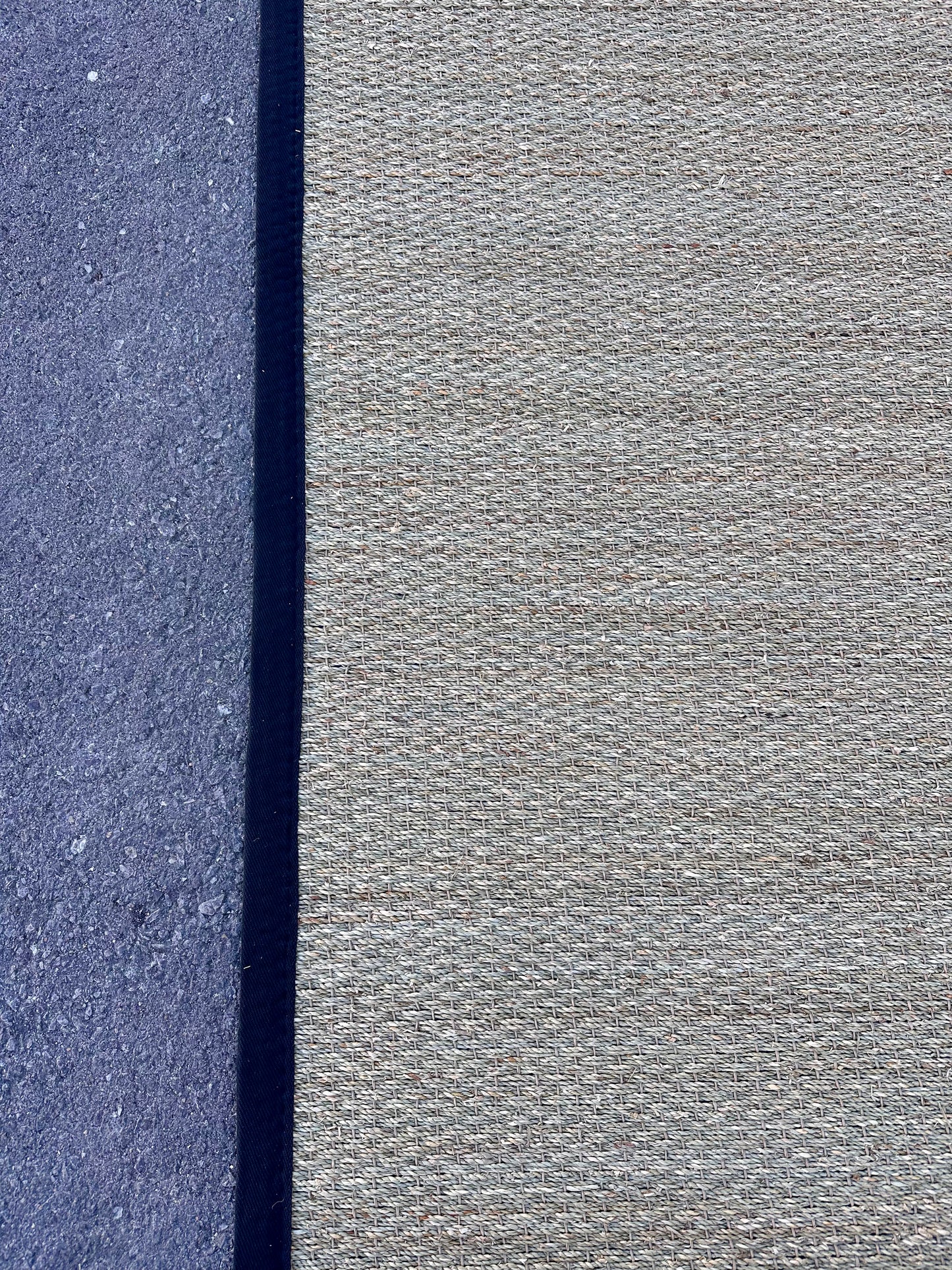 SAFAVIEH Seagrass Area Rug 8x10 - Natural Fiber Collection - Large - Natural & Dark Grey, Seagrass, Basketweave Pattern (L1049)