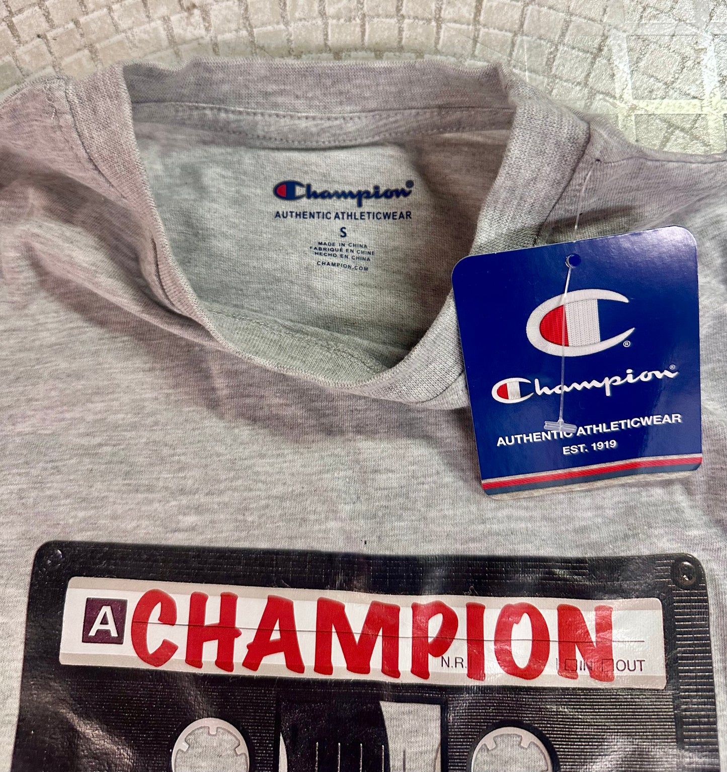 Champion Boys Tee Shirt Short Sleeve Logo T-Shirt (Size Youth Small)