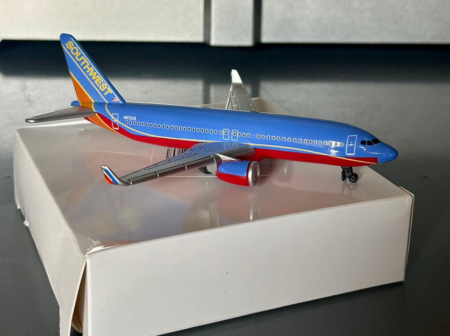 AVIAMUSE Southwest N872CB, die-cast collectible