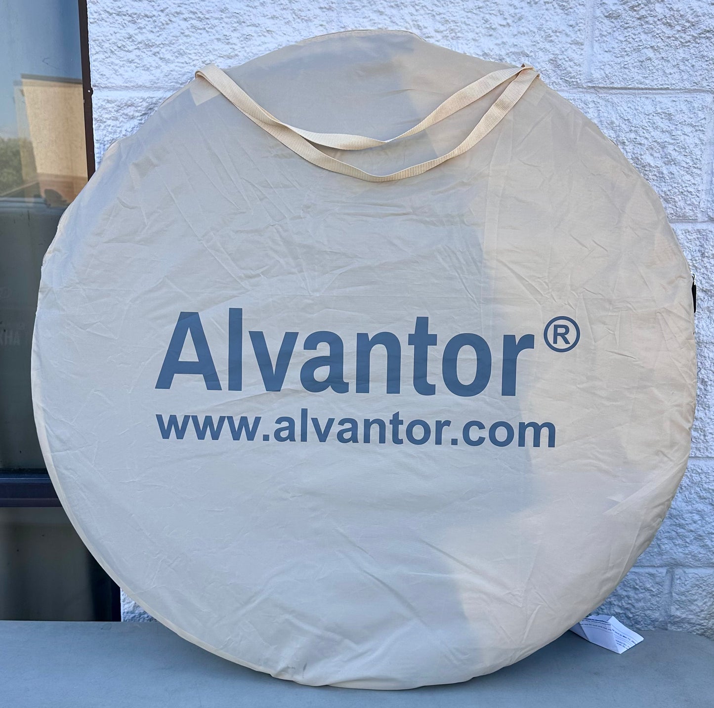 Alvantor Screen House Gazebo, 10’ x 10’ Pop Up Igloo Screened Canopy Tent with Mosquito Netting Sides, Instant UV Resistant Sun Shelter for Garden, Patio, Backyard (G895)