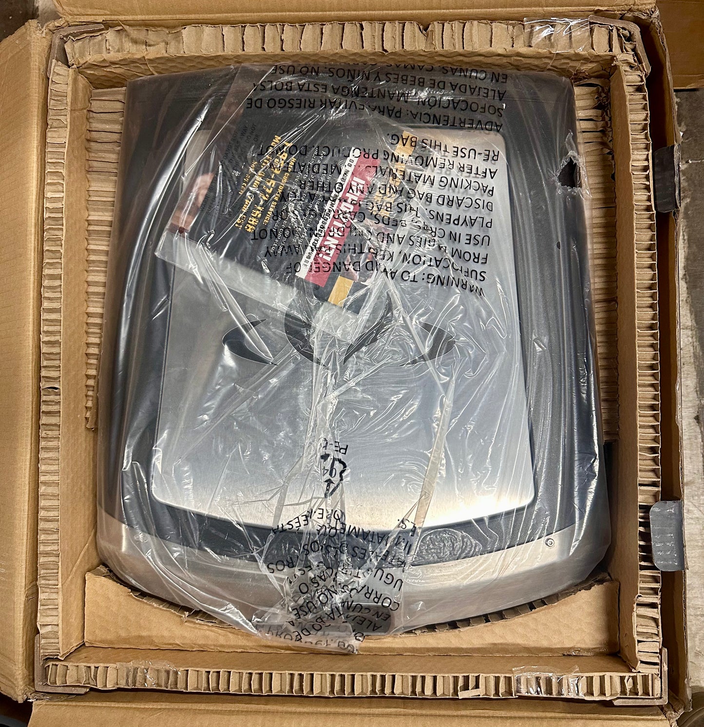 HALO Versa 16 Pizza Oven, 16” Rotating Stone, Patented Dual Burner System, 5-Minute Pizzas, Easy Clean, Propane Powered (R716)