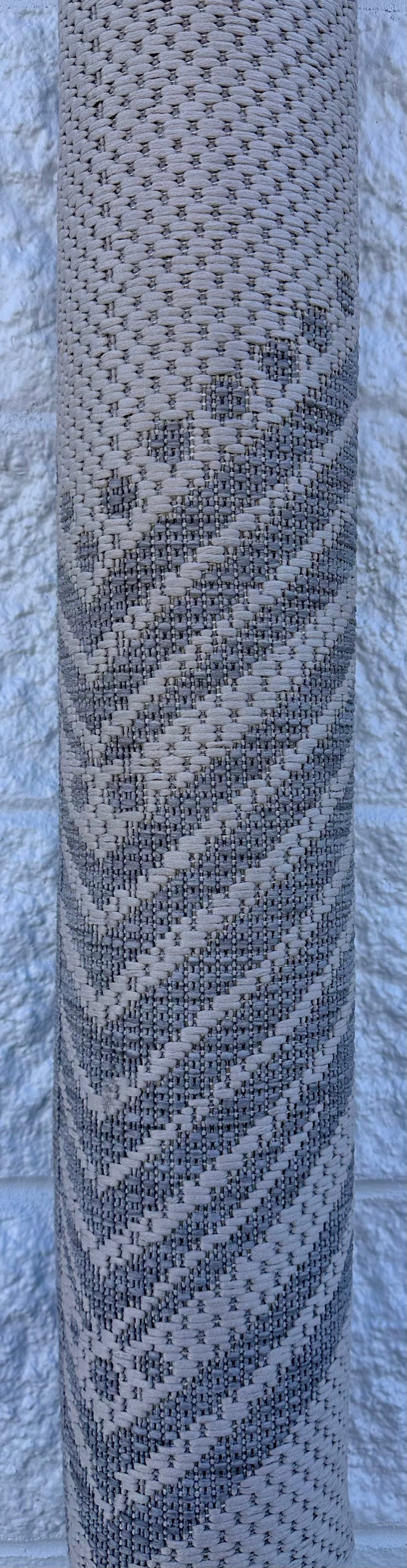 Tribal Indoor/Outdoor Area Rug, 8' x 10', Ranya Light Grey (L1048)