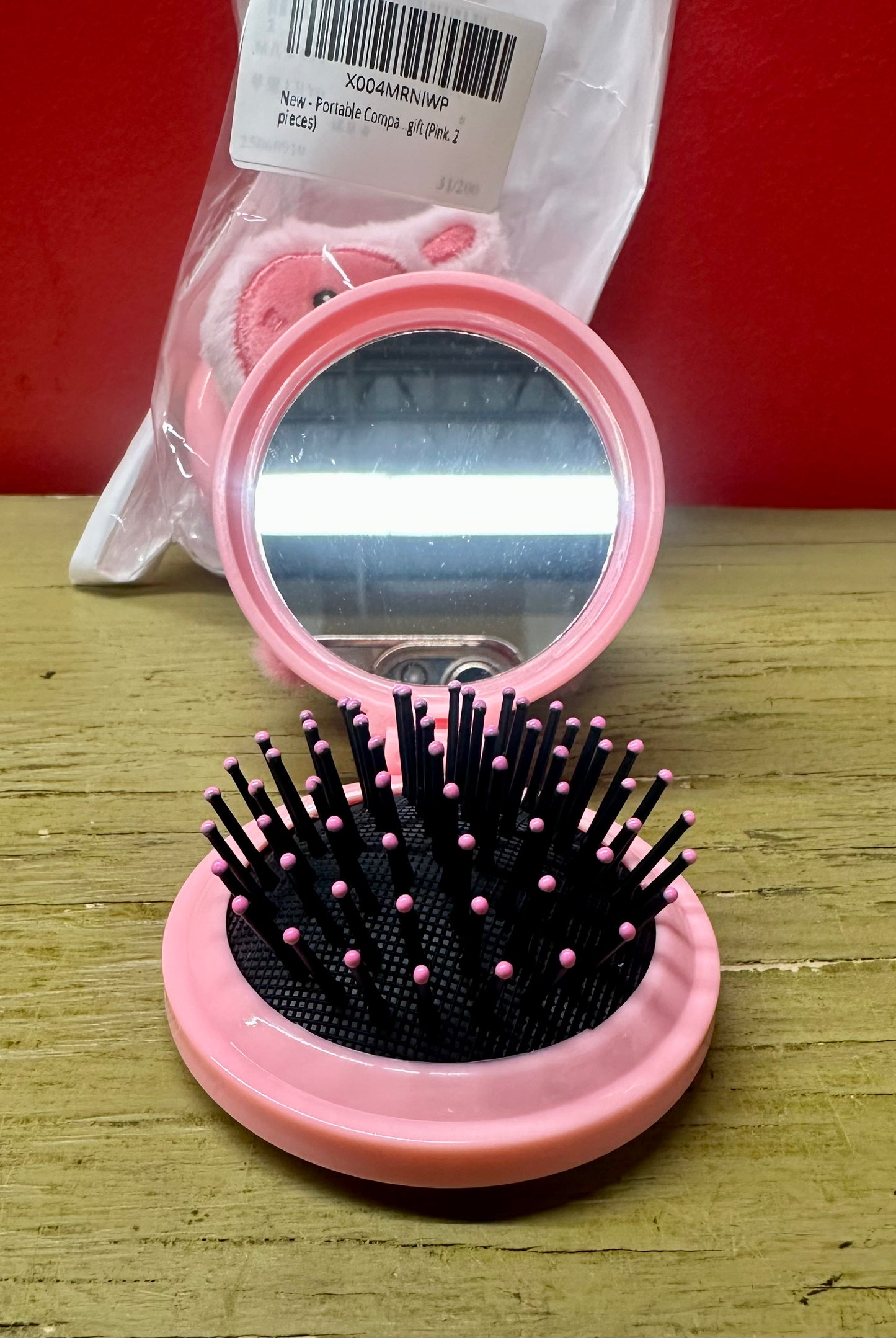 2-Pack Cute Compact Mirror and Pop Up Brush