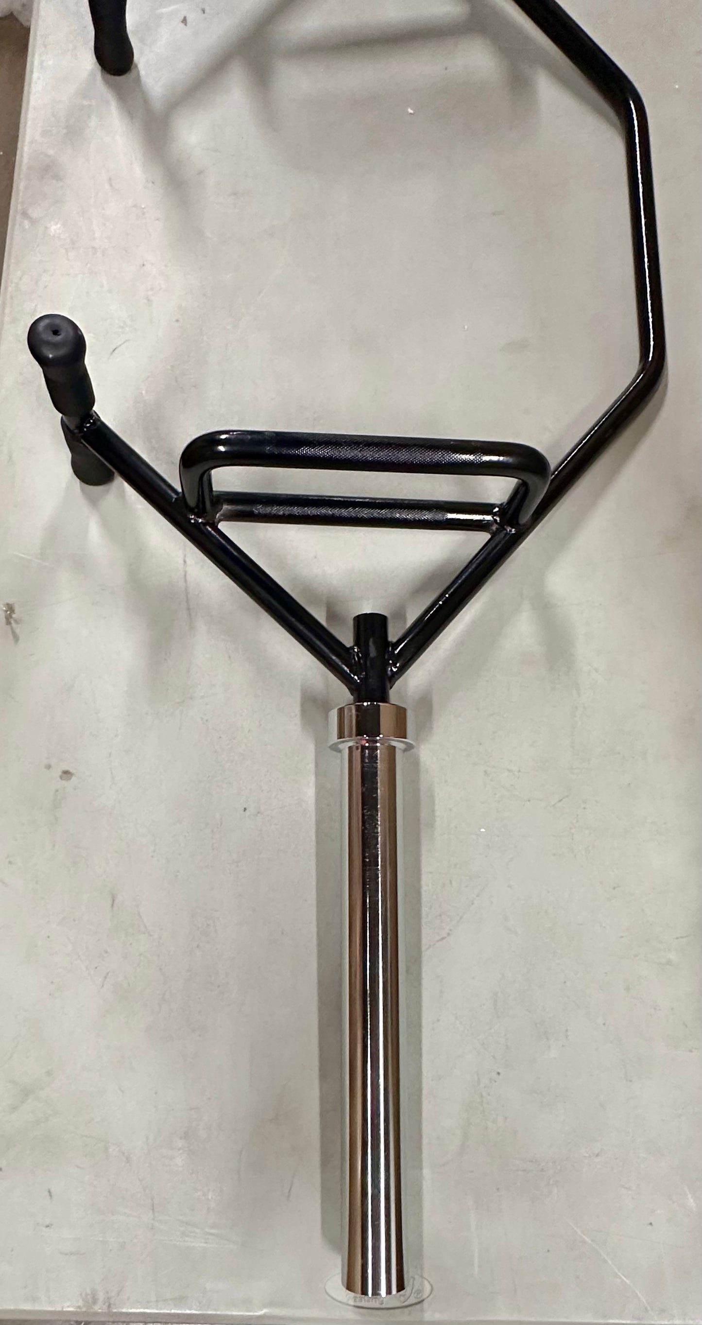 Olympic 2-Inch Hex Weight Lifting Trap Bar with Long and Rotating Sleeves, 500-Pound Capacity, Open and Close Design (W490)