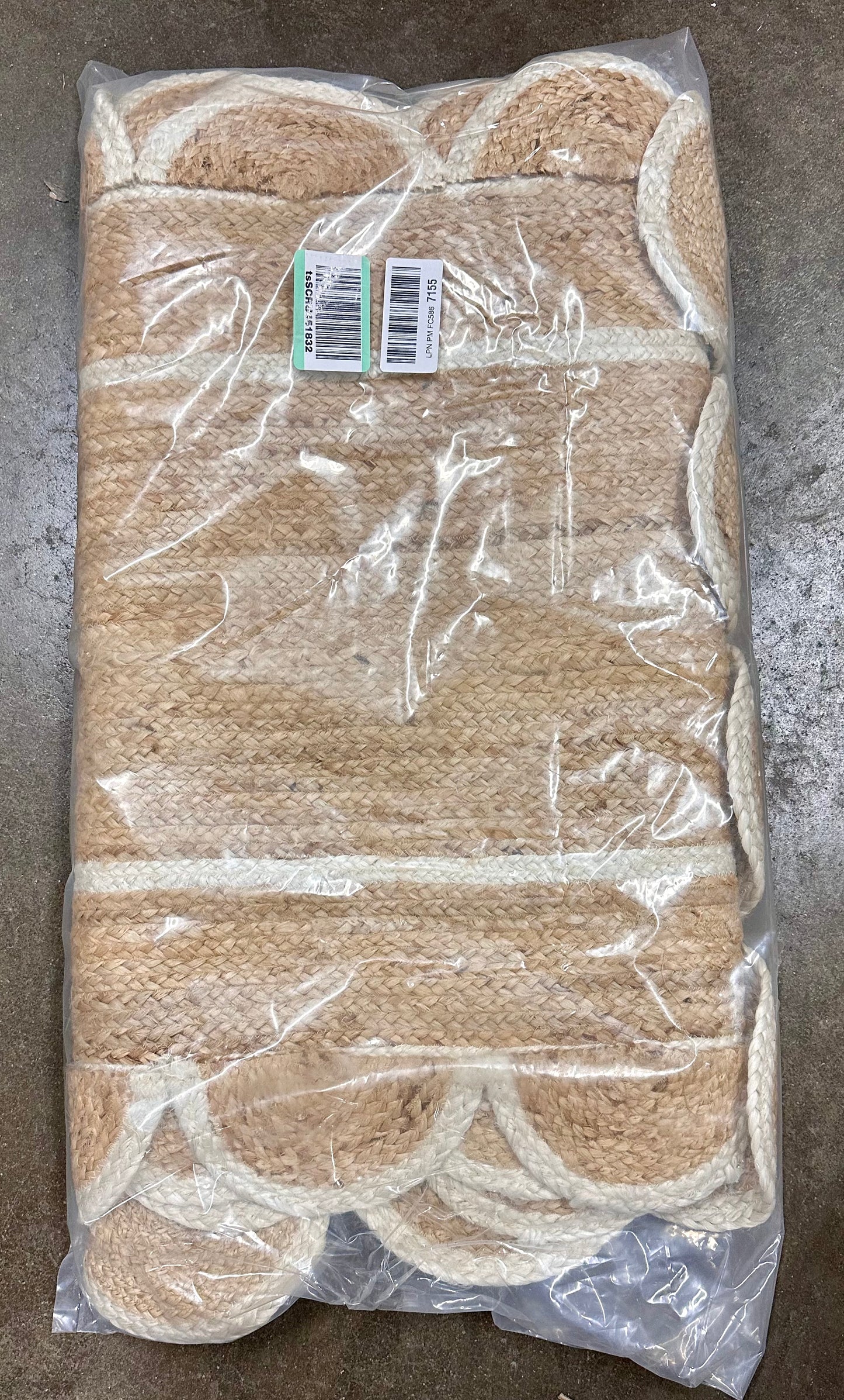 Scallop Pattern Jute Bohemian Area Rug (2'6"x10', Off White) (L1120)