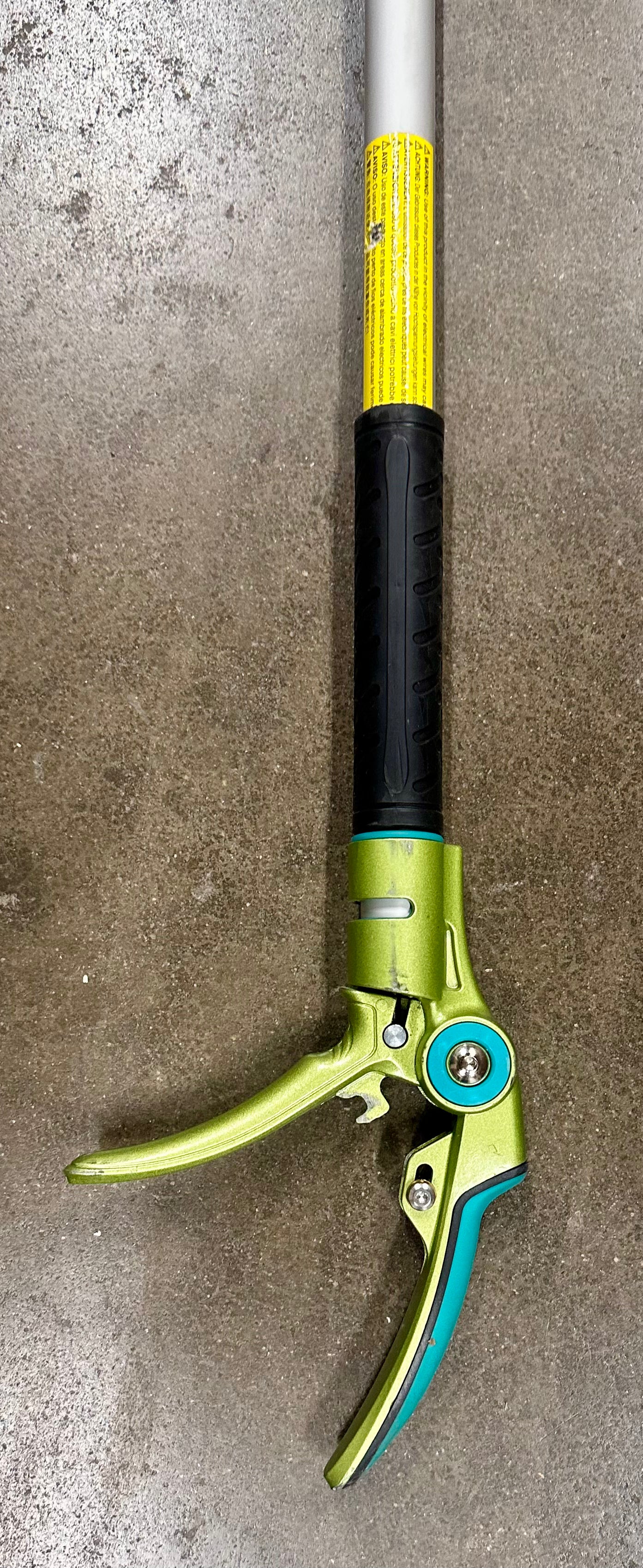 Pruner for Garden, Cut Up to 1”, Telescopic Pole Pruner, Fruit Picker with Rotating Blade Head, Lightweight Aluminum Extendable Handle for Tree Branch Cutter, 7.87-13.78 FT, Silver (G1016)