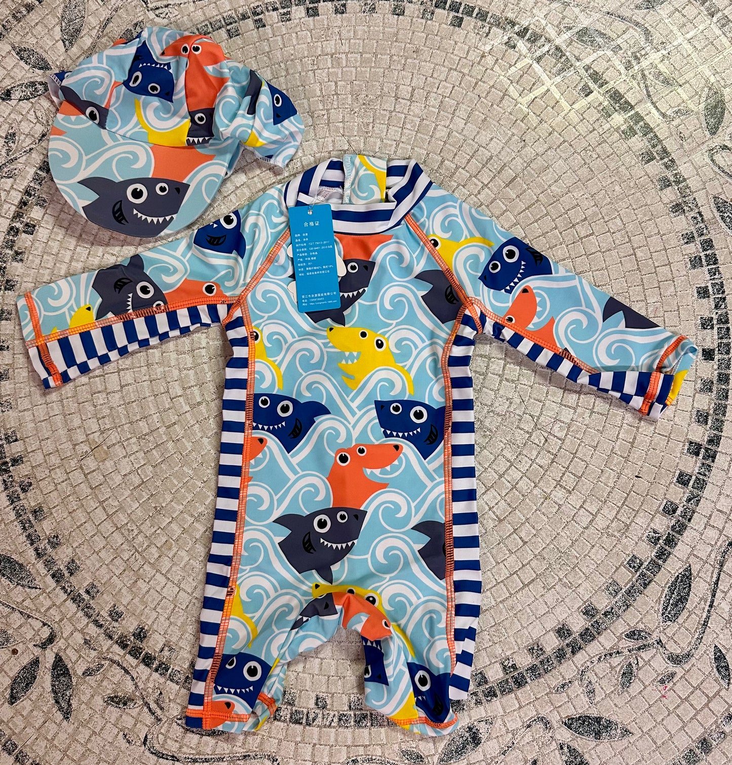 Baby One Piece Zipper Rash Guard Swimsuit Set, Long Sleeve with Hat (Size 3-6mo)