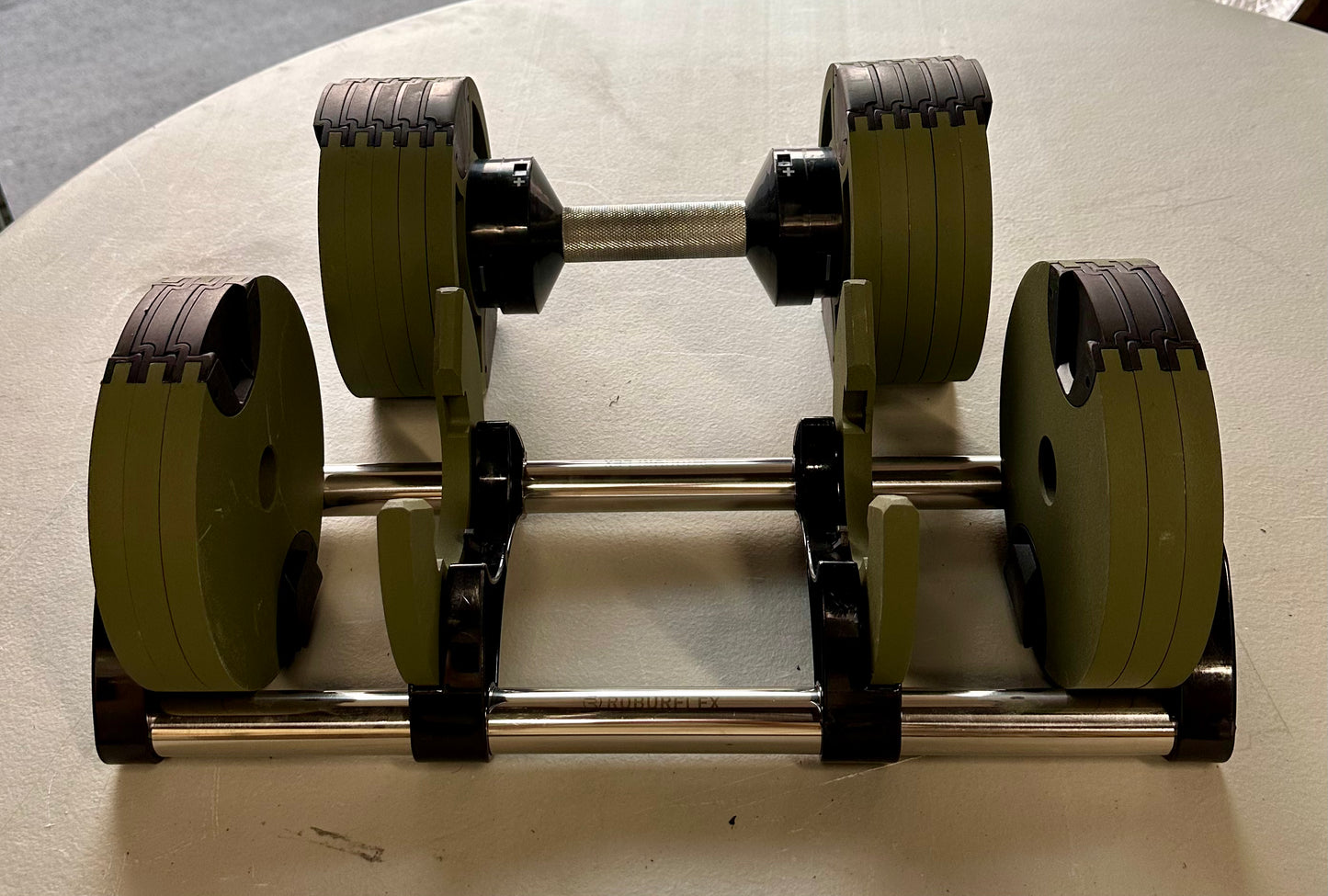 New - Adjustable Dumbbell (Single) by ROBURFLEX, 80 pounds total Weight for Strength Training Fitness, Cast Iron Plates (W529)