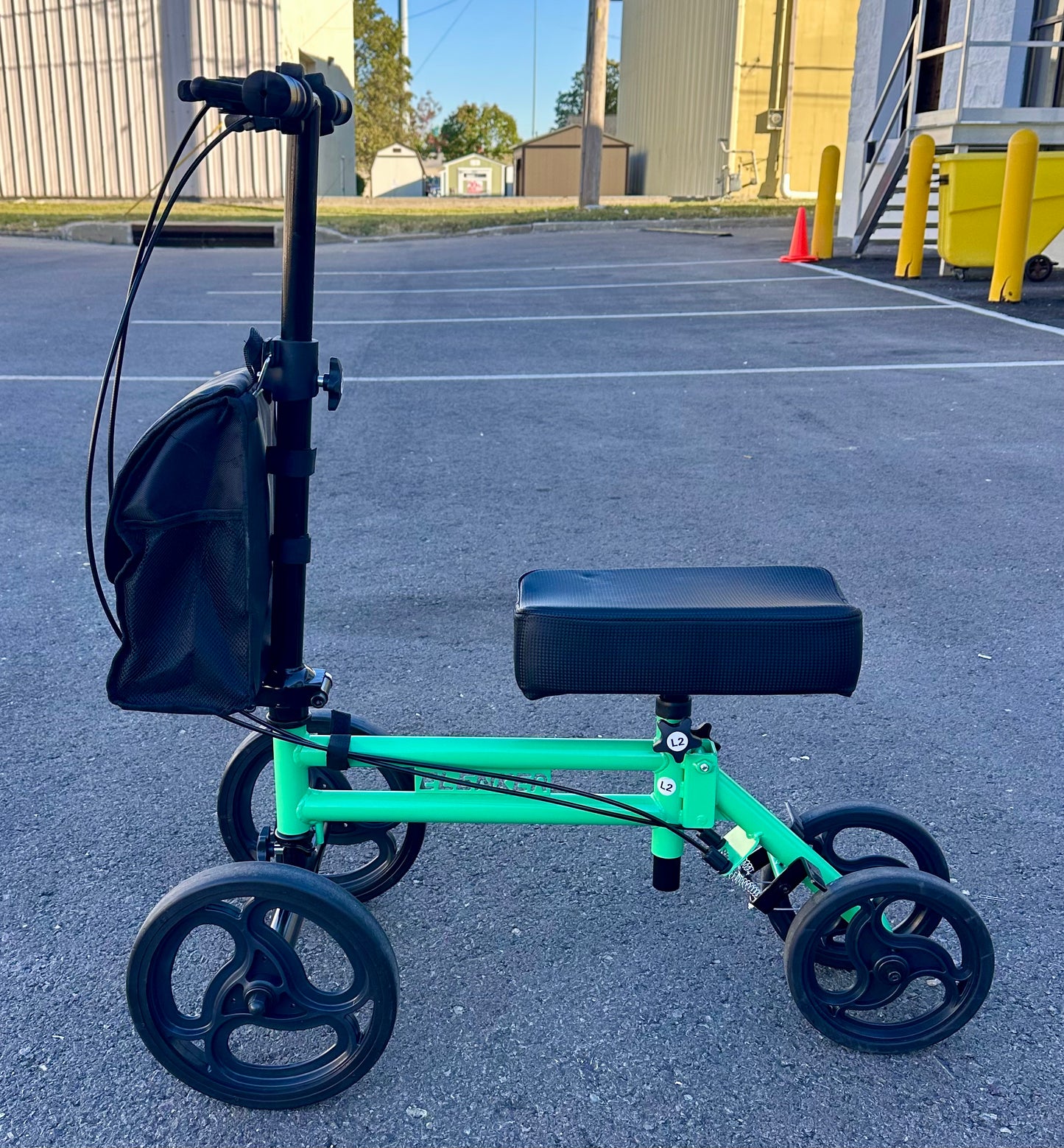 ELENKER Steerable Knee Walker Deluxe Scooter for Foot Injuries, Compact, Crutches Alternative (R688)