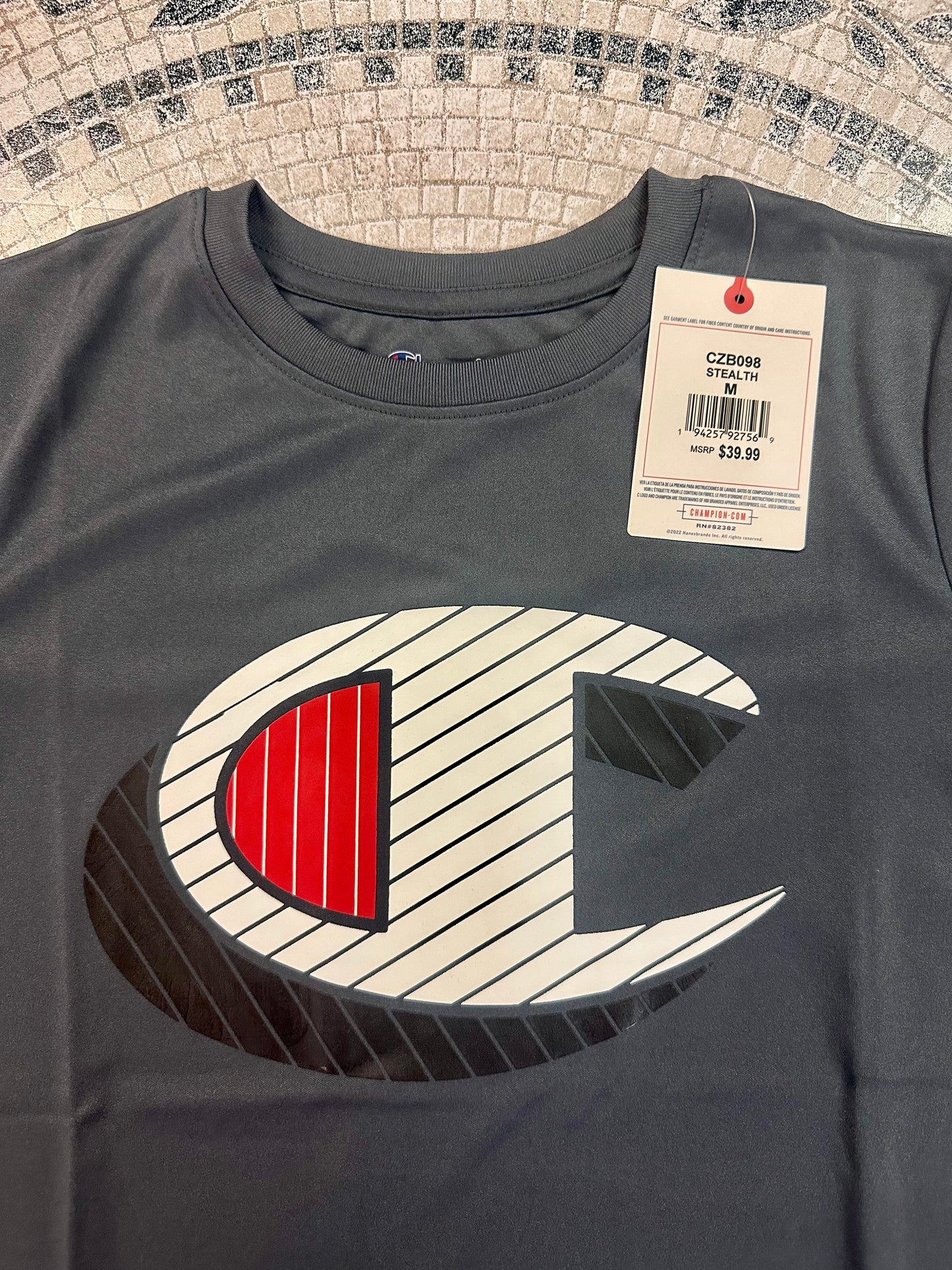 Champion Boys Short-Sleeve Classic Logo      T-Shirt (Size Youth Medium )