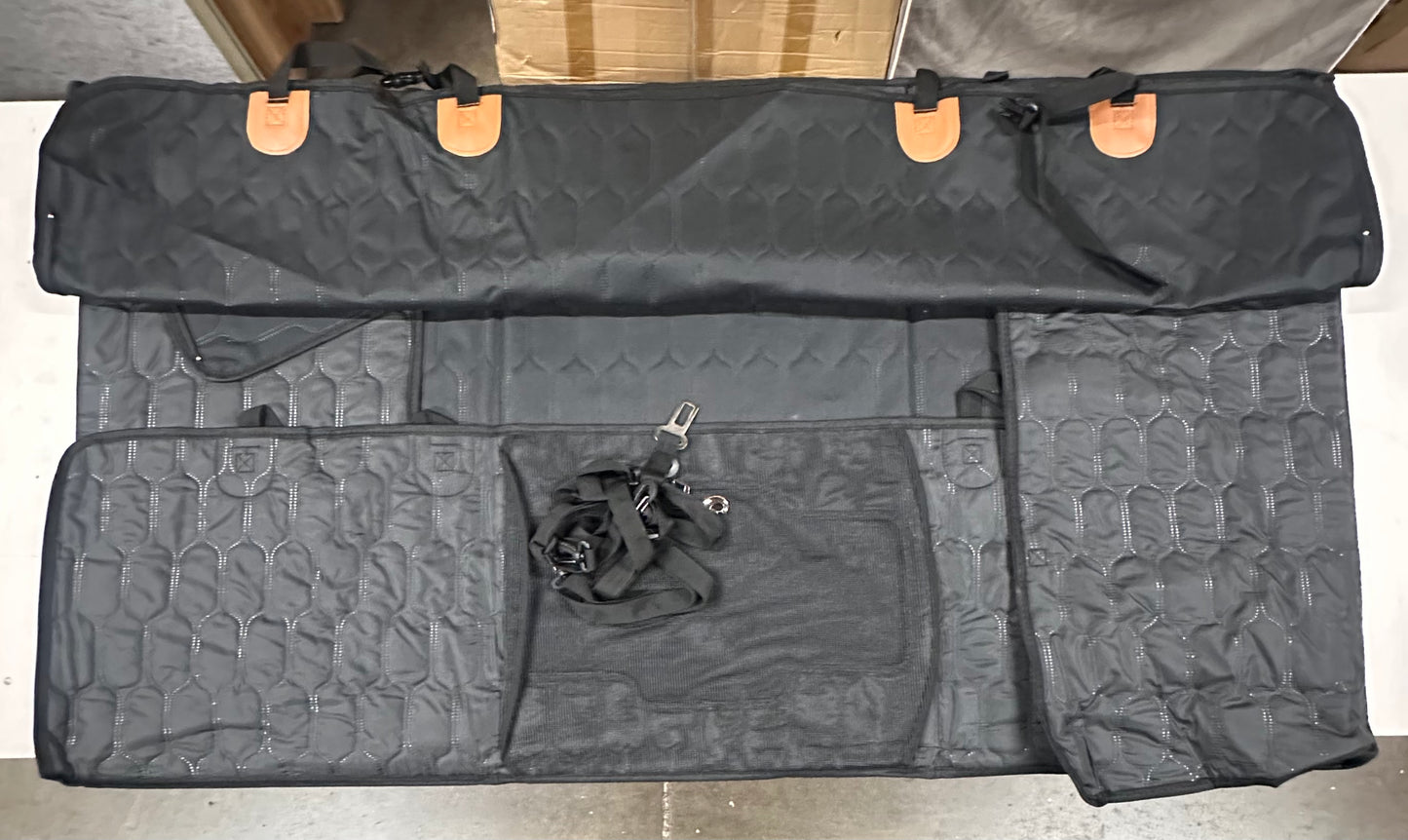 XL Back Seat Extender for Dogs-Supports 400lb, Waterproof Dog Car Seat with Cover, Hard Bottom-Detachable, 600D Heavy Duty Scratch Proof Nonslip, Dog Hammock for Car,SUVs (R789)