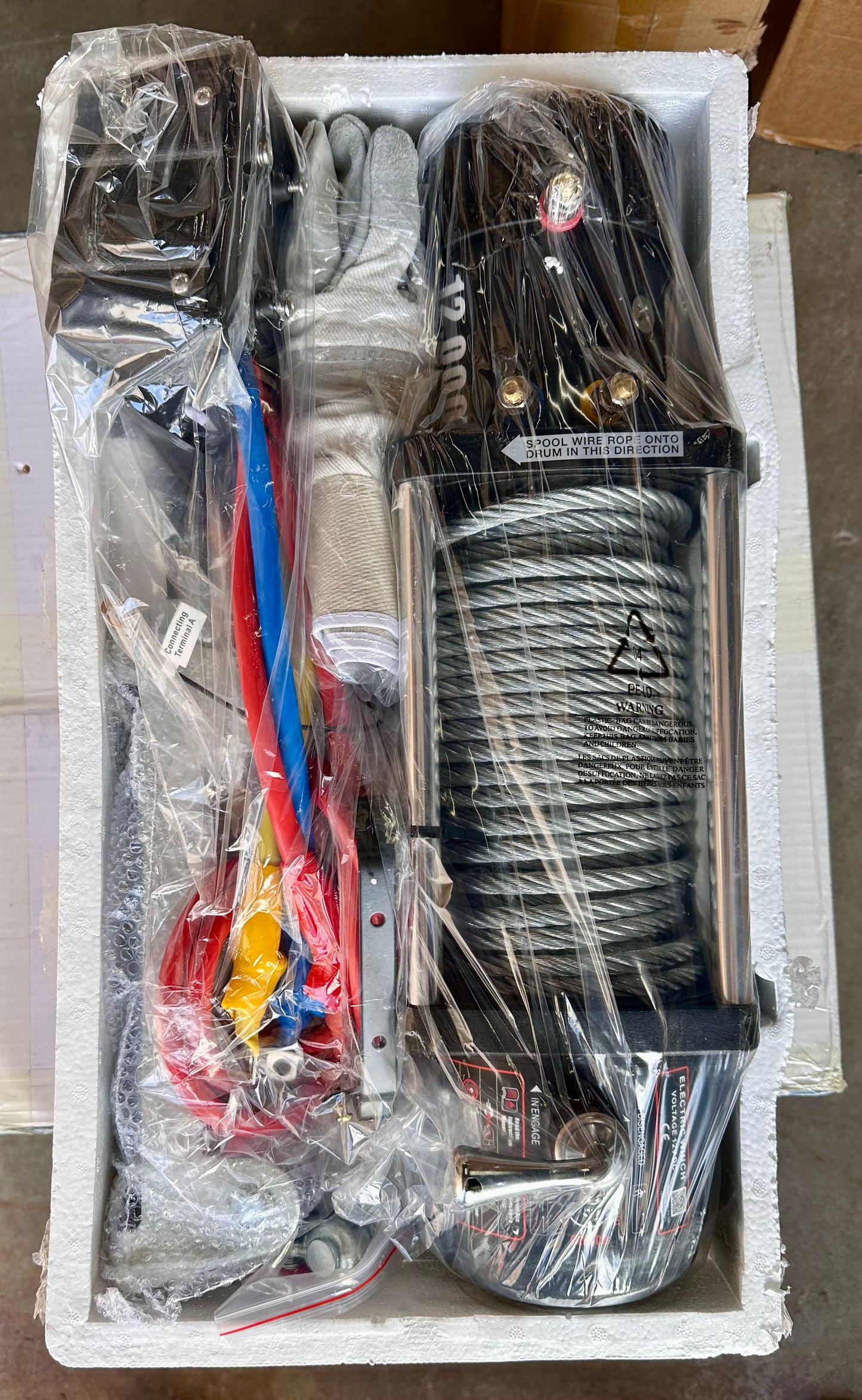 VEVOR Truck Winch 12000lbs Electric Winch, 85ft/26m Steel Cable 12V Power Winch with Wireless Remote Control and Powerful Motor for UTV, ATV, Jeep, Truck (G906)