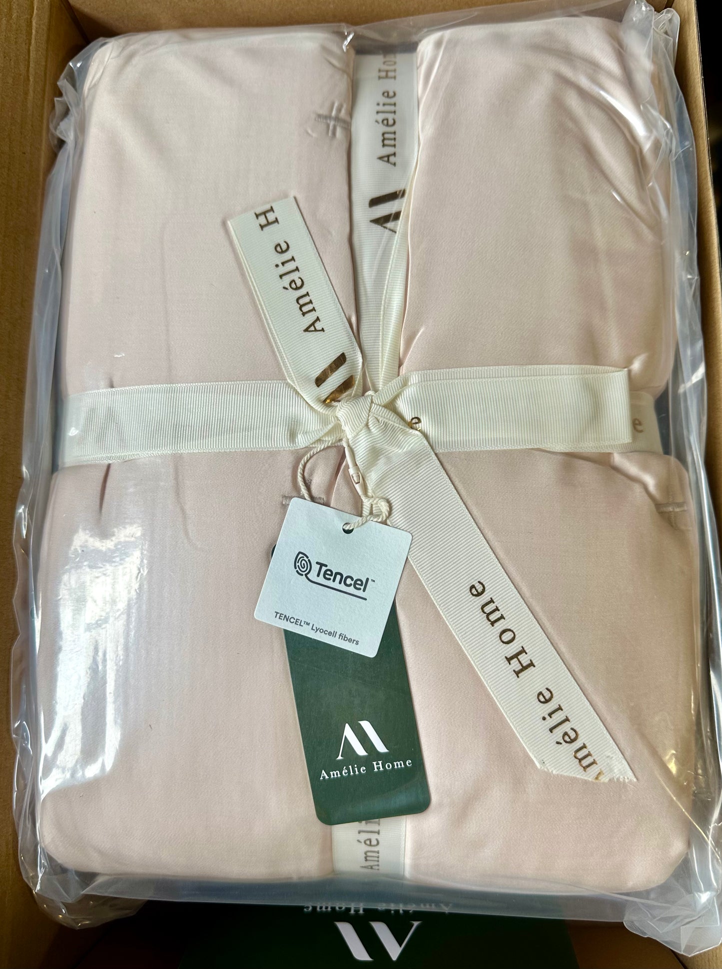 Amélie Home Cooling Comforter with Natural Tencel™ Lyocell, Cooling Blanket for Hot Sleepers, Night Sweats & Light Sleepers, Soft & Breathable Lightweight Summer Blanket, Q-Max 0.45, King, Pink
