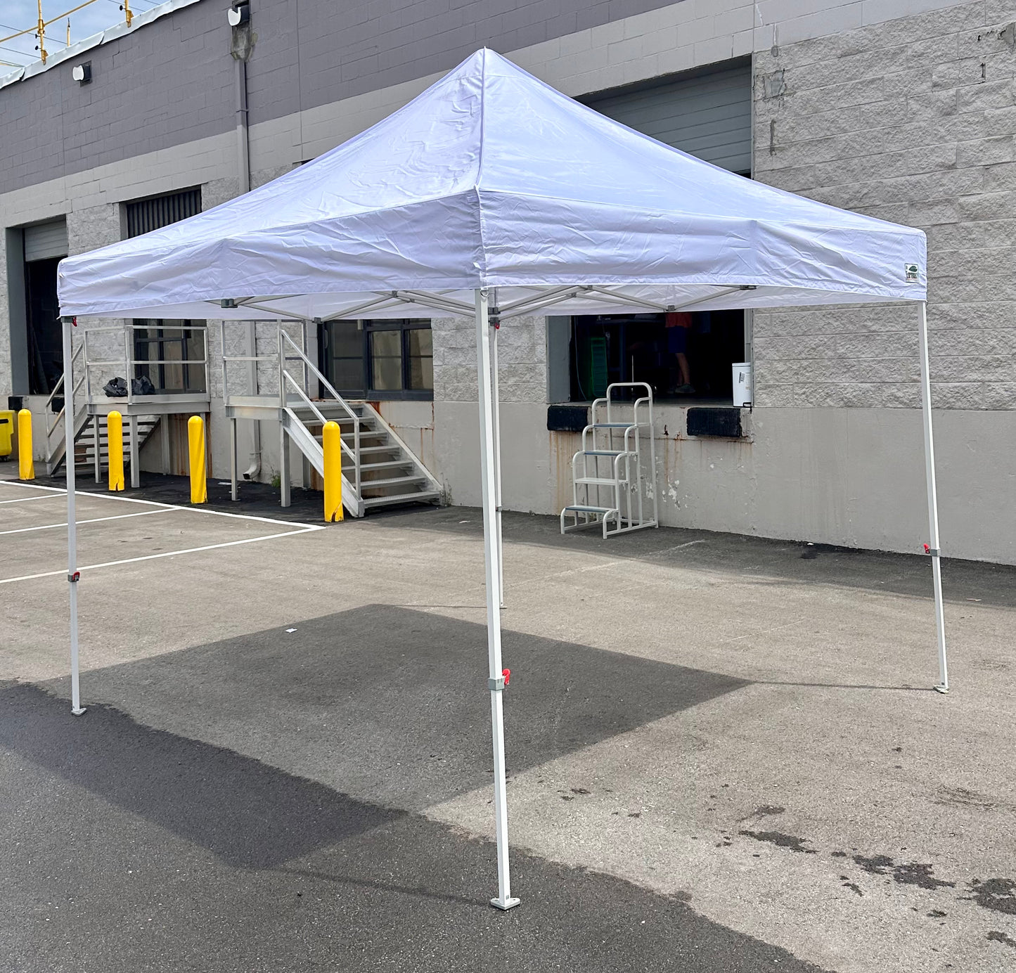 Eurmax USA Standard 10x10ft Patio Pop Up Canopy Tent for Outdoor Events, Commercial  Canopy with Heavy Duty Roller Bag,(White) (G802)