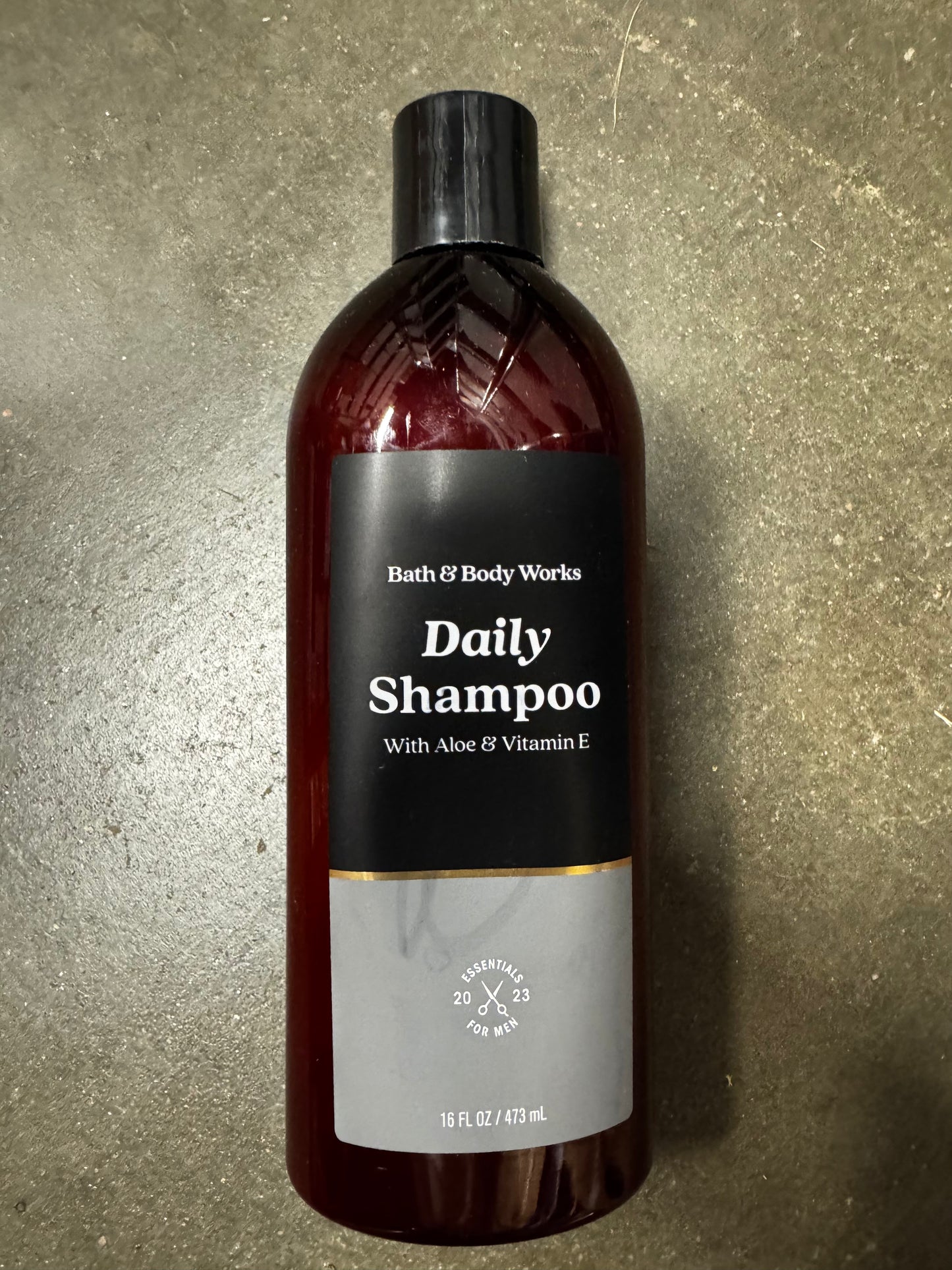 Bath & Body Works Set of Daily Shampoo with Aloe, Vitamins E & B5 Mens Essentials