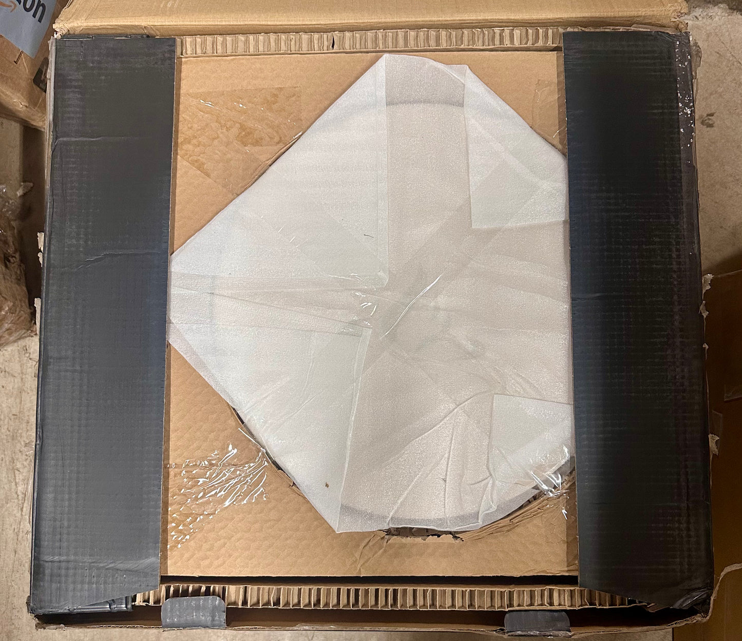 HALO Versa 16 Pizza Oven, 16” Rotating Stone, Patented Dual Burner System, 5-Minute Pizzas, Easy Clean, Propane Powered (R716)