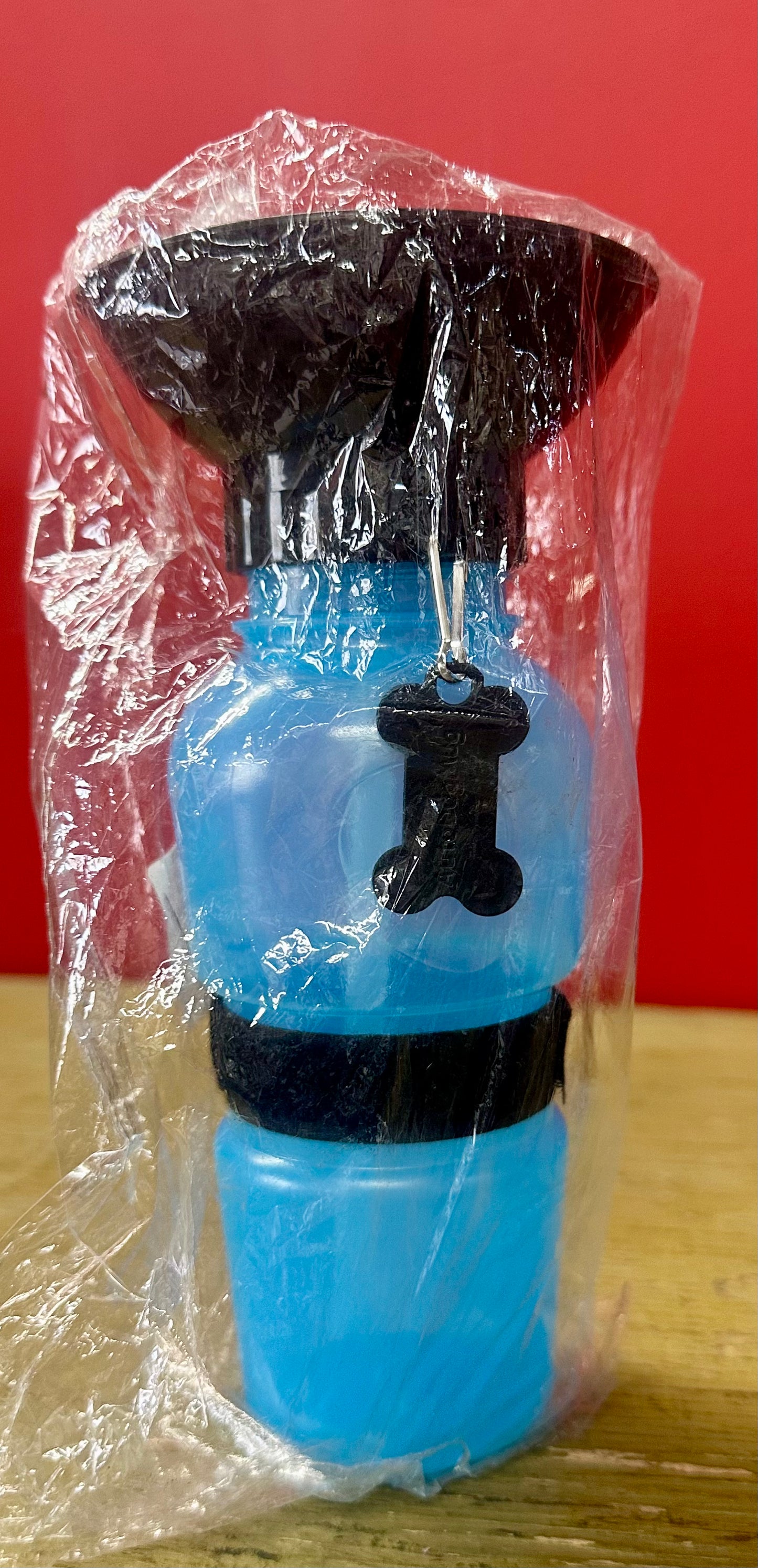 Highwave AutoDogMug Dog Water Bottle with Built-in Bowl, 20 oz