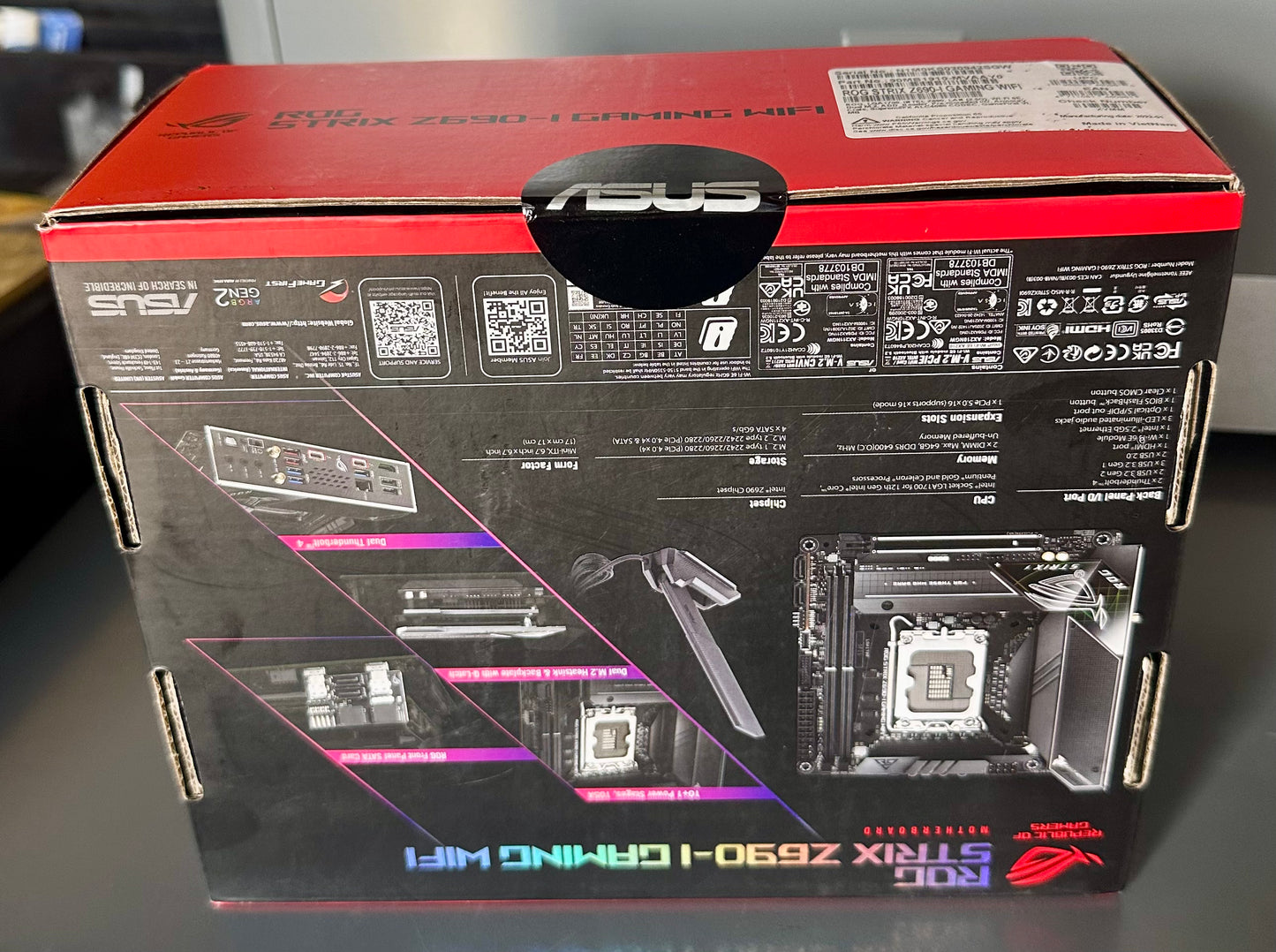 ASUS ROG Strix Z690-I Gaming mini-ITX Motherboard - WiFi 6E, PCIe 5.0, DDR5, Thunderbolt 4, M.2 (Bin 154)