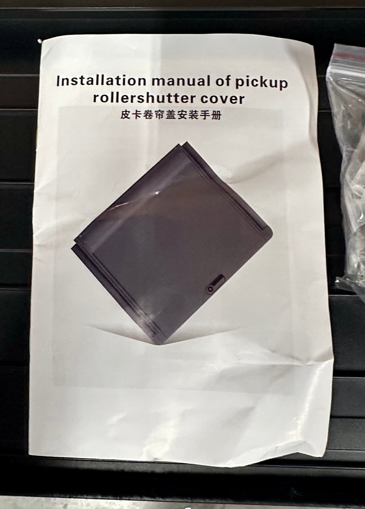 Retractable Hard Tonneau Cover Fits 2015-2023 Toyota Tacoma 5 Ft Truck Bed (60'') w/OE Track System (5 FT) (G1043)