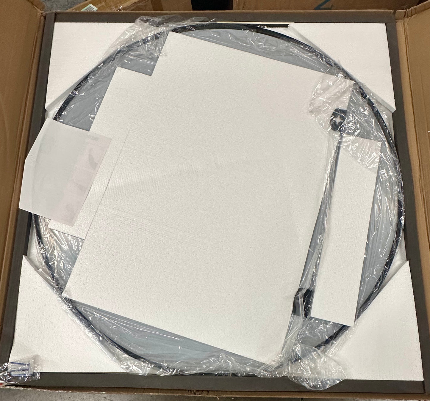 42 Inch Round Bathroom Mirror - Black Wall Mounted Circle Mirror with Metal Frame, Modern Round Hanging Mirror Suitable for Bathroom, Vanity, Entryway, Living Room 
(M498)