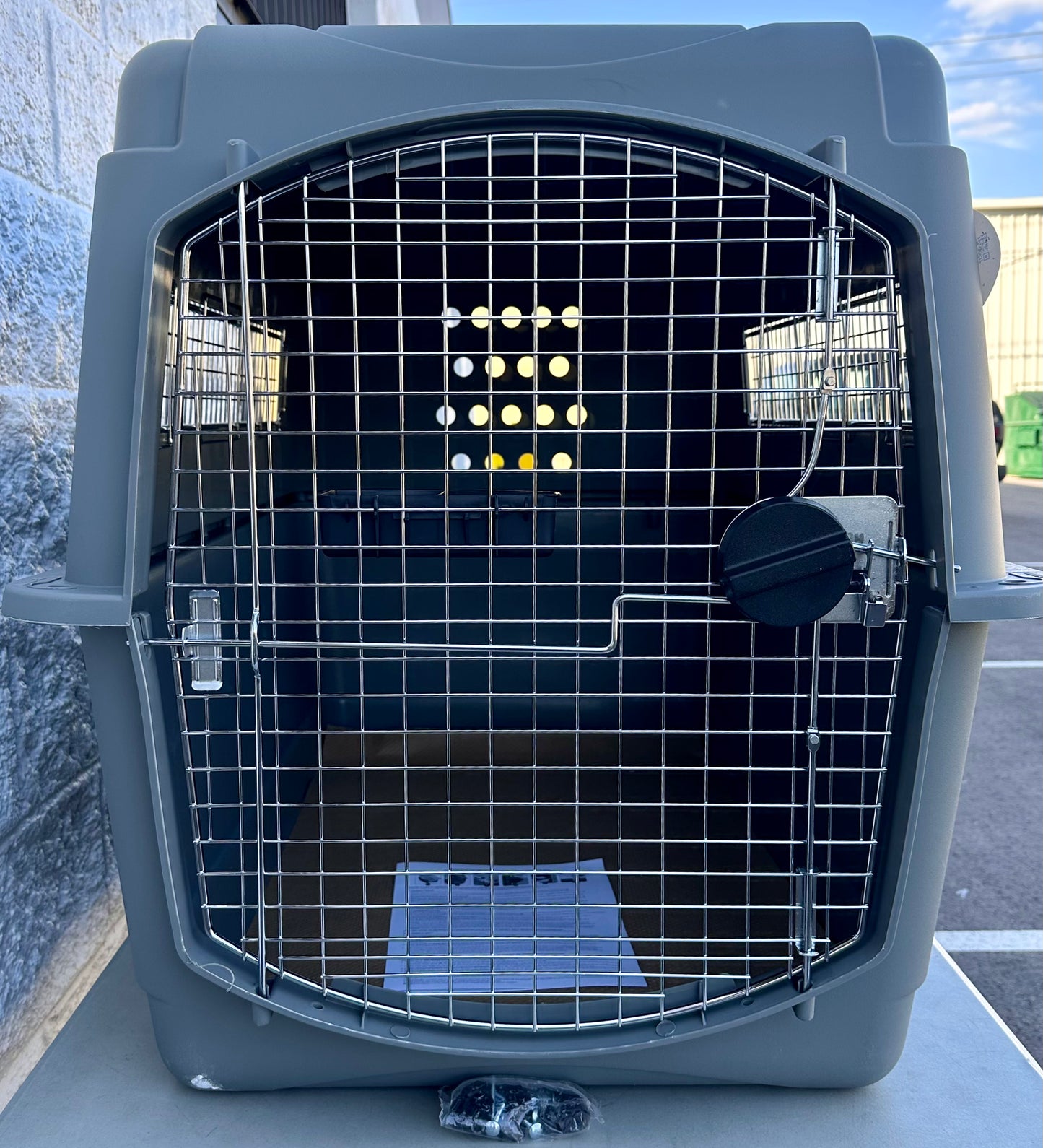 Petmate Sky Kennel - For Air and Travel, Airline Compliant Dog Crate for Pets 50-70 lbs, Heavy Duty Dog Kennel, Made in the USA- 36 Inches (R679)