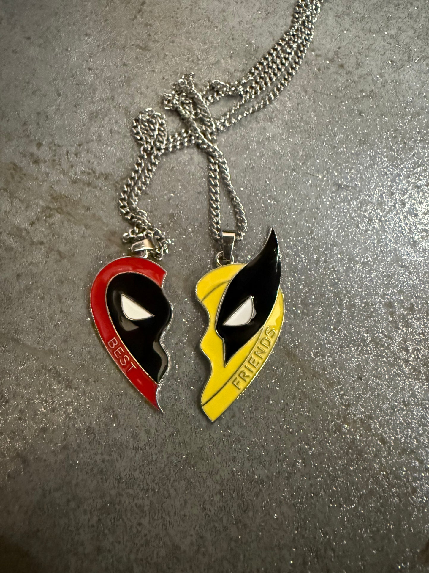 Best Friend Necklaces for Women, Bffs Necklace for 2 as Girls Halloween Gifts Friendship Matching Necklace with Magnetic Heart, Silver Stainless Steels Necklace as Bestie Sister Witch Merch