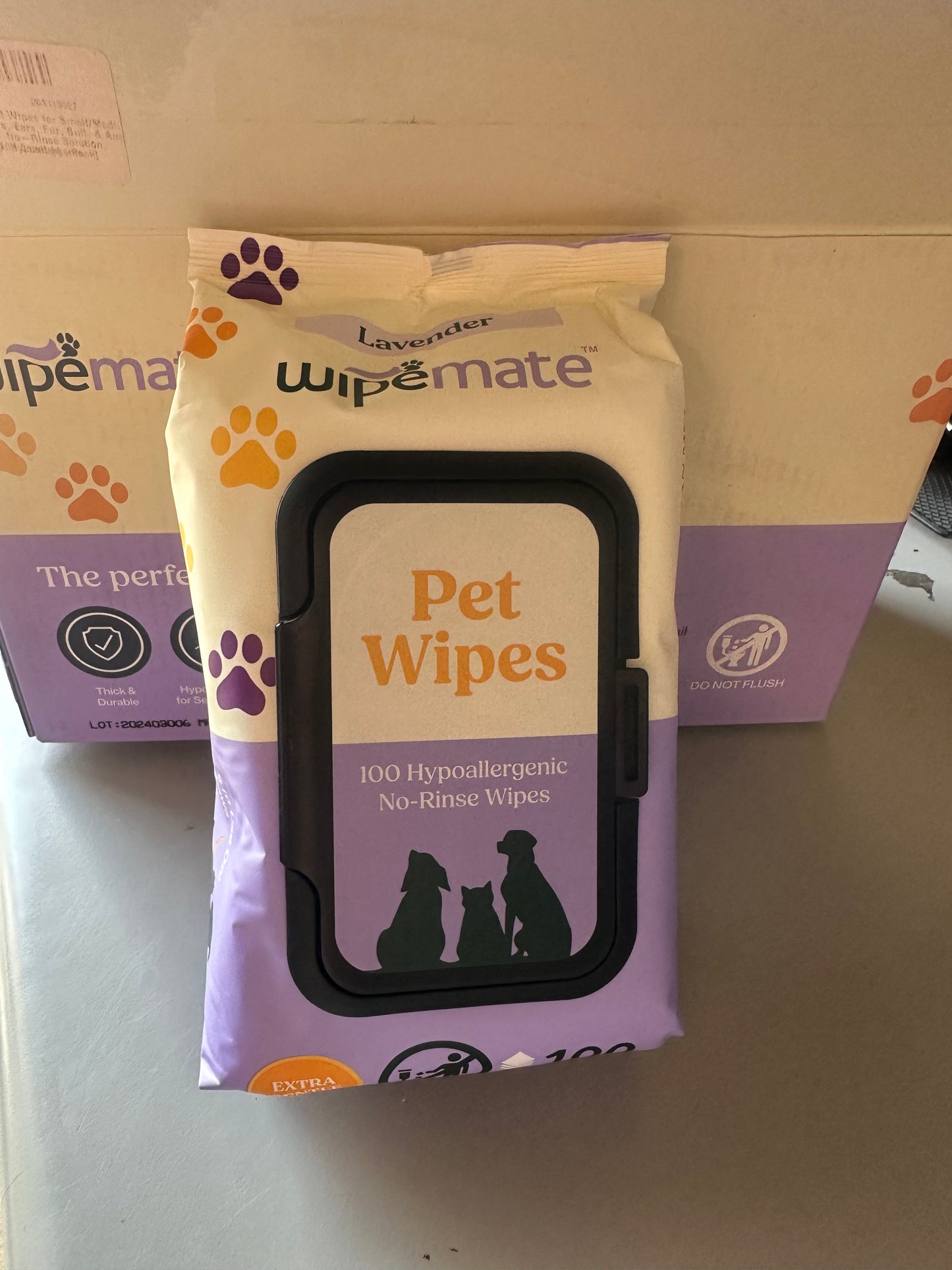 400pcs Dog Wipes for Paws and Butt, Large Pet Wipes for Dogs, Dog Wipes Cleaning Deodorizing, Hypoallergenic, Puppy Wipes for Grooming Face Fur Body, Lavender Scented( 4 packs of 100 count)