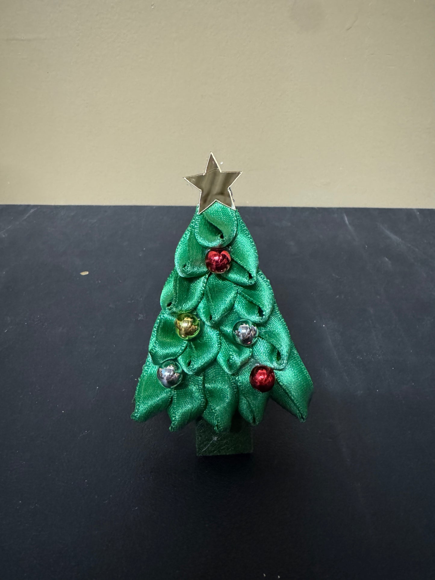 6 pack Christmas Tree Napkin Rings