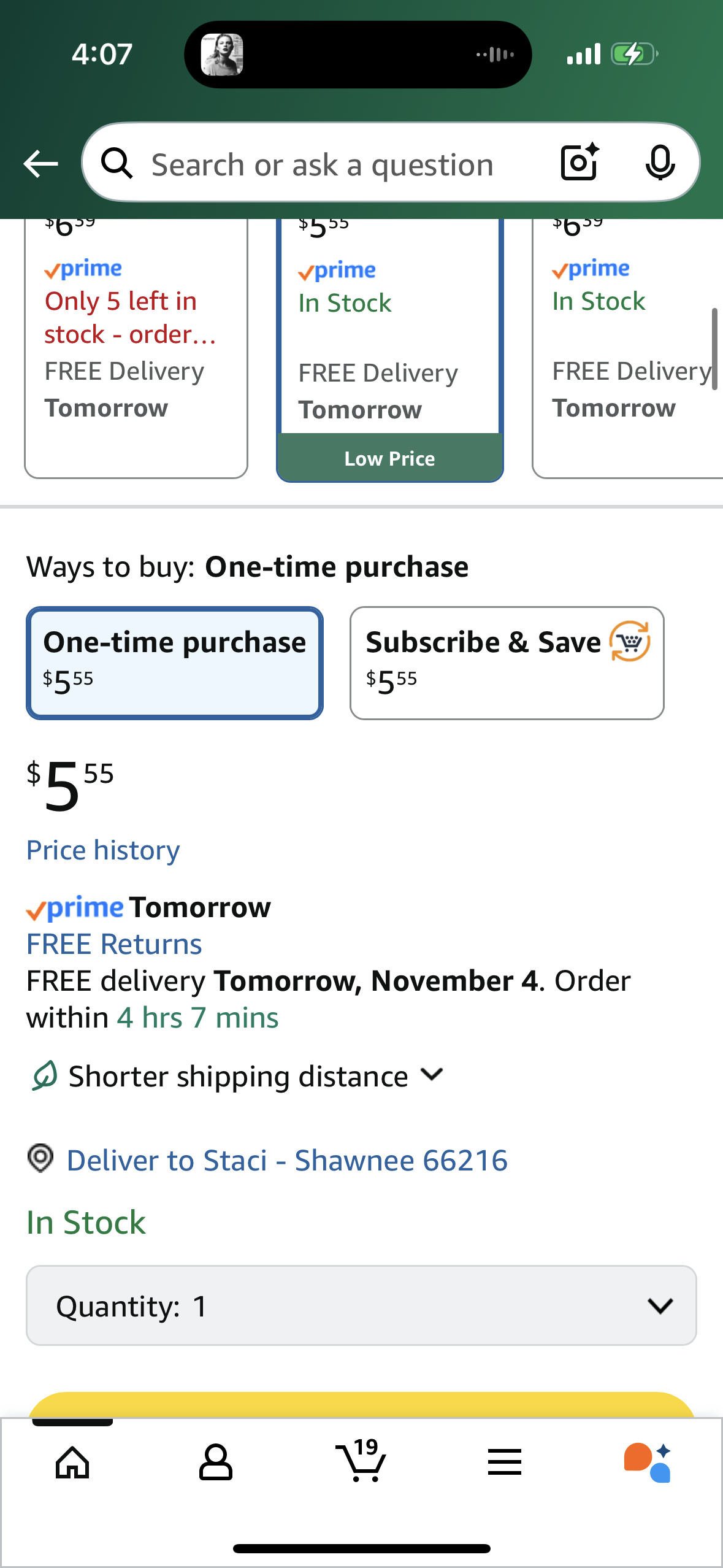 Medium Press on Nails Almond Fake Nails Heart with Glitter Design Red False Nails Acrylic Full Cover Artificial Nails Glossy Stick on Nail for Women Manicure Art 24Pcs