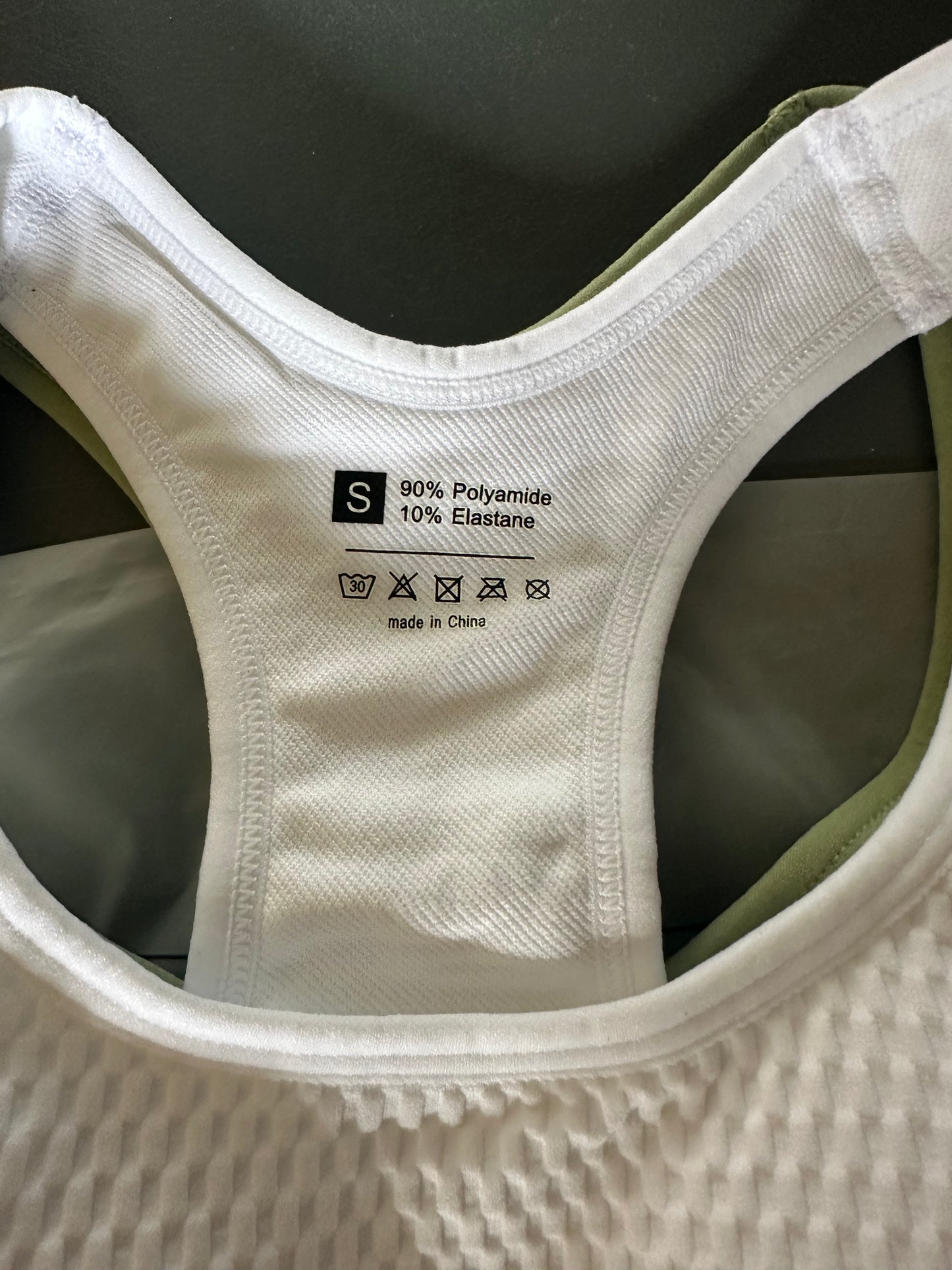 Women's Seamless Sports Bras-Padded High Impact Support Workout Bra Tops for Yoga Gym Fitness, White, Green  (2 Pcs) (Size Small)