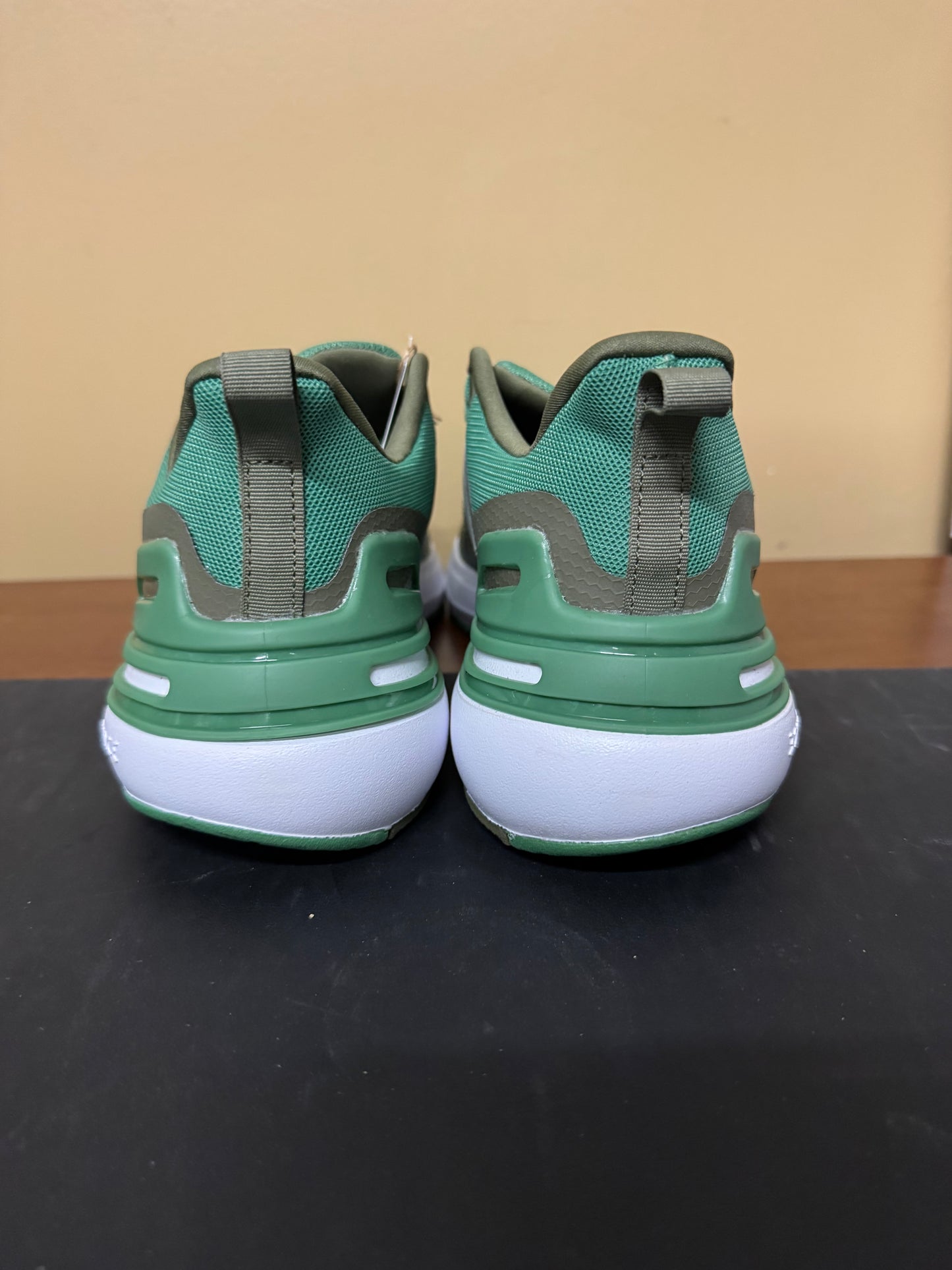 adidas Unisex-Child Rapidasport Running Shoe (Size 6.5 Big Kid)