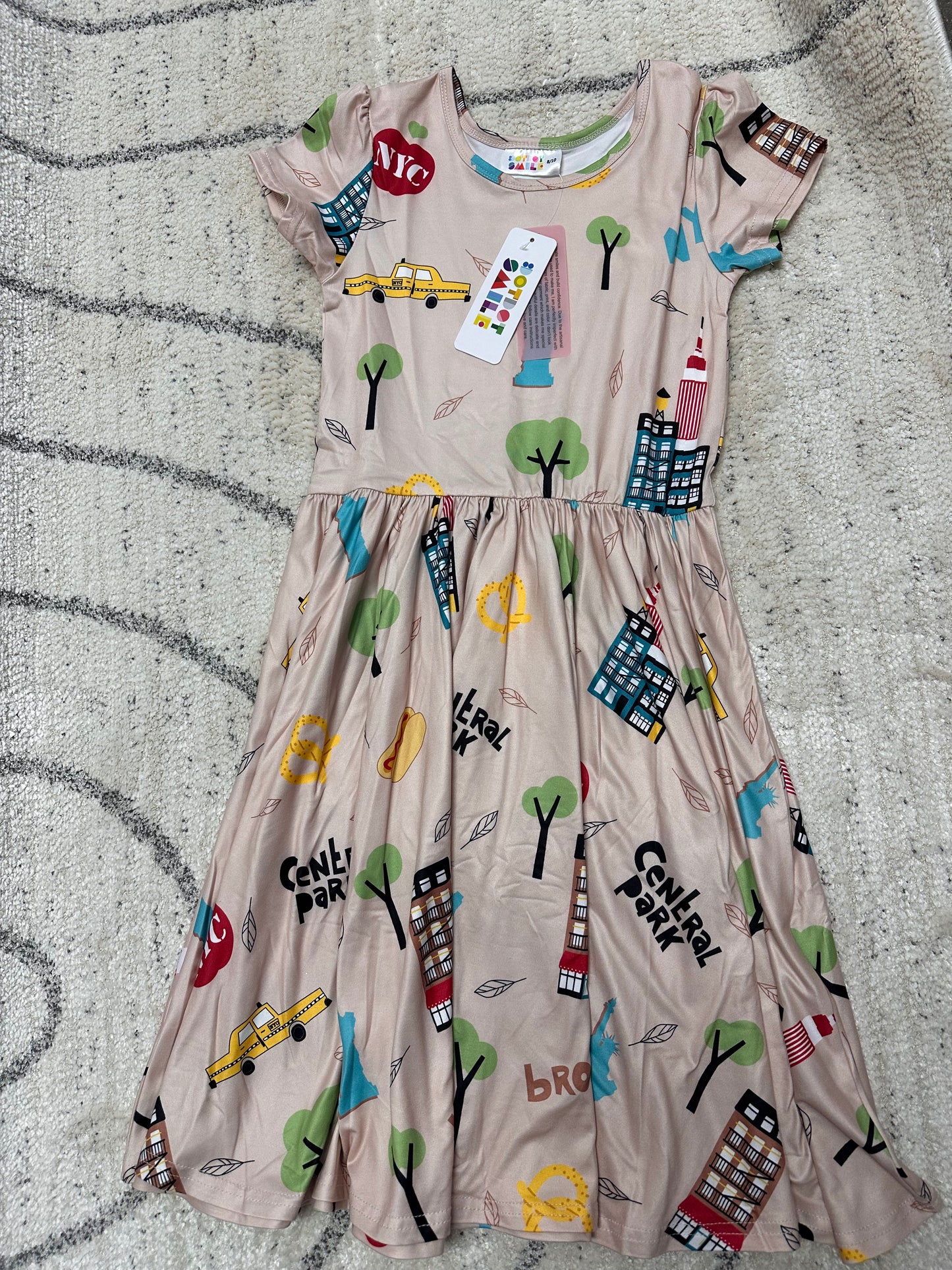 Dot Dot Smile NYC Size 8/10