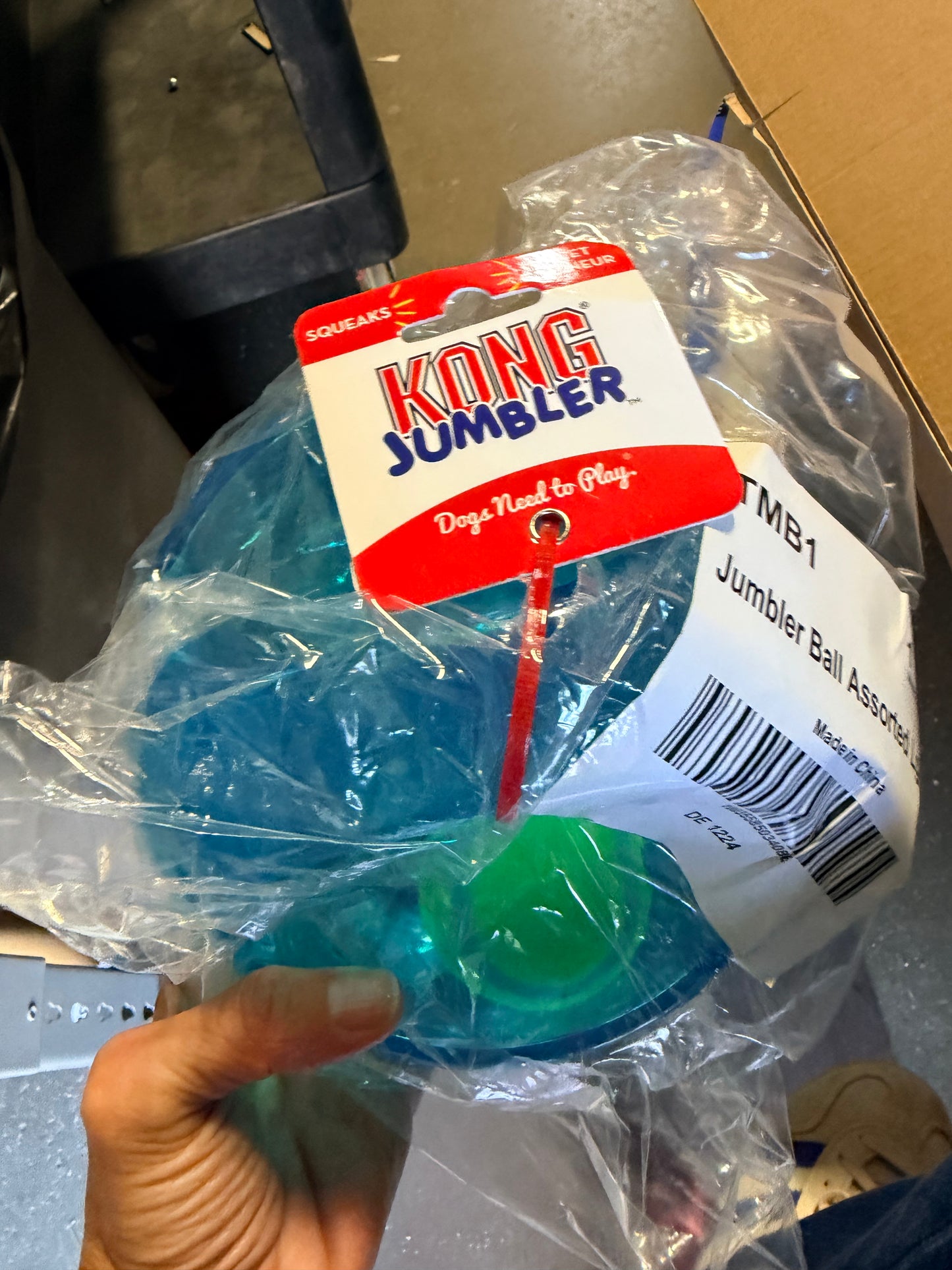 KONG Jumbler Ball, Interactive Fetch Toy, for Medium/Large Dogs, Assorted Interactive Fetch Toy with a Tennis Ball Inside, Great for Engaging Dog & Puppy Playtime