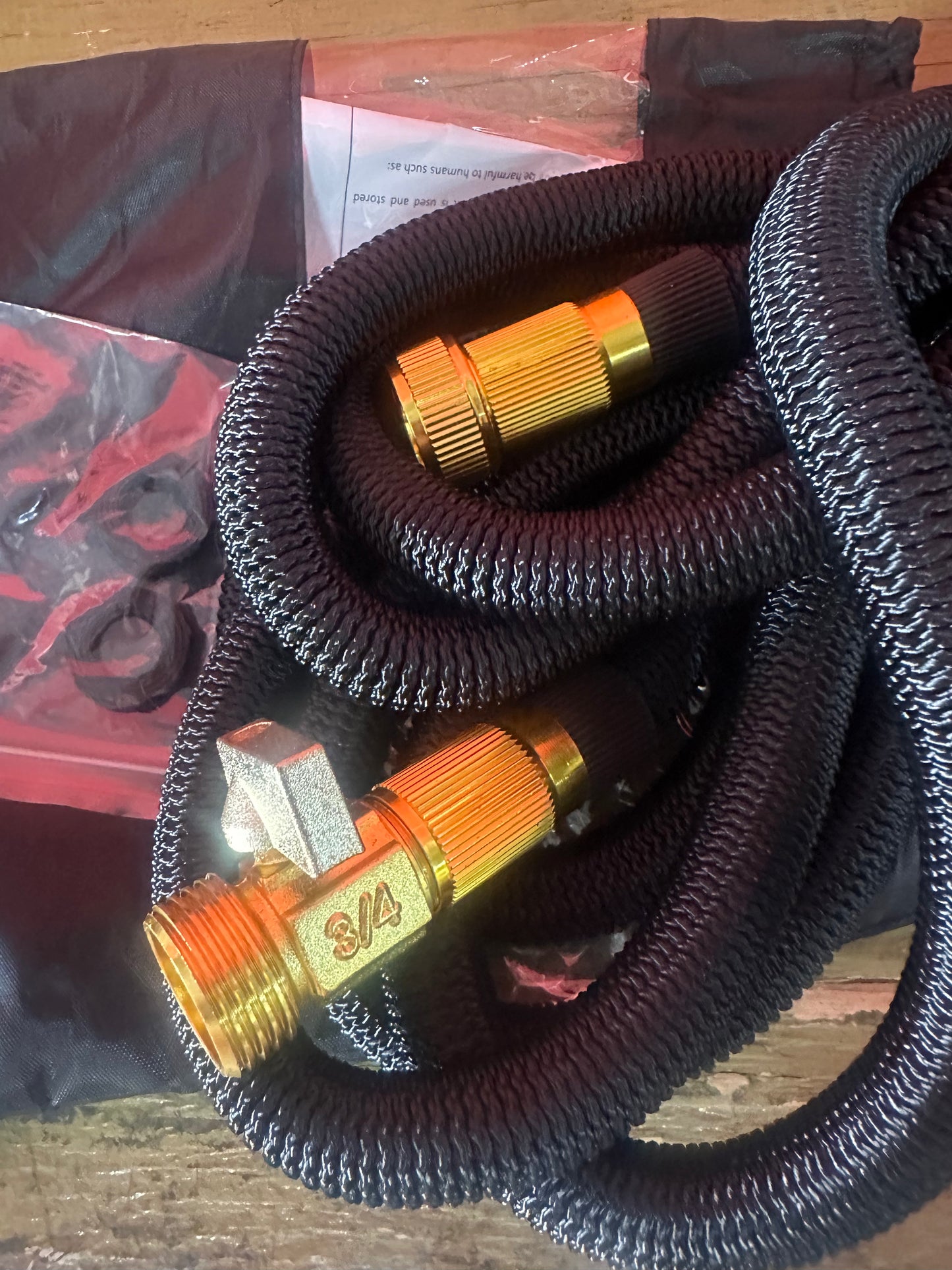 Expandable and Portable Garden Hose, 50 ft with Multi Function Spray Nozzle, Flexible, Kink Free, Leak-Proof, Ultra Lightweight Retractable Stretch Water Hose 50ft for Yard, Lawn, Car Wash and Outdoor