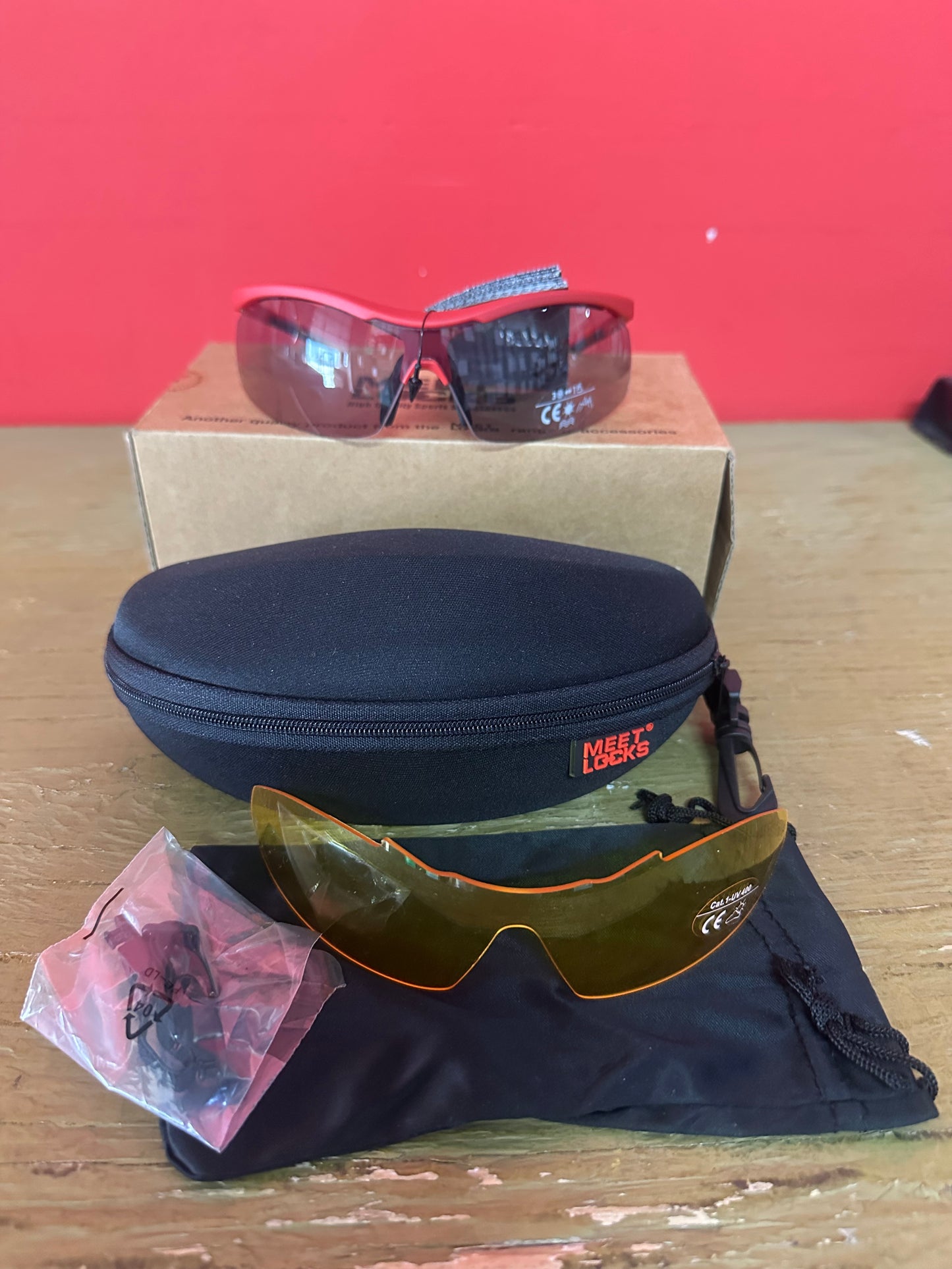 MEETLOCKS SP-S1601R TR90 Sports Sunglasses Red – New in Box with Hard Case