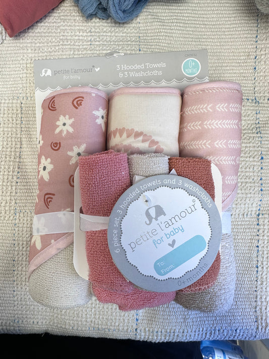 3 Hooded Towels & 3 Washcloths (Cream/Pink)