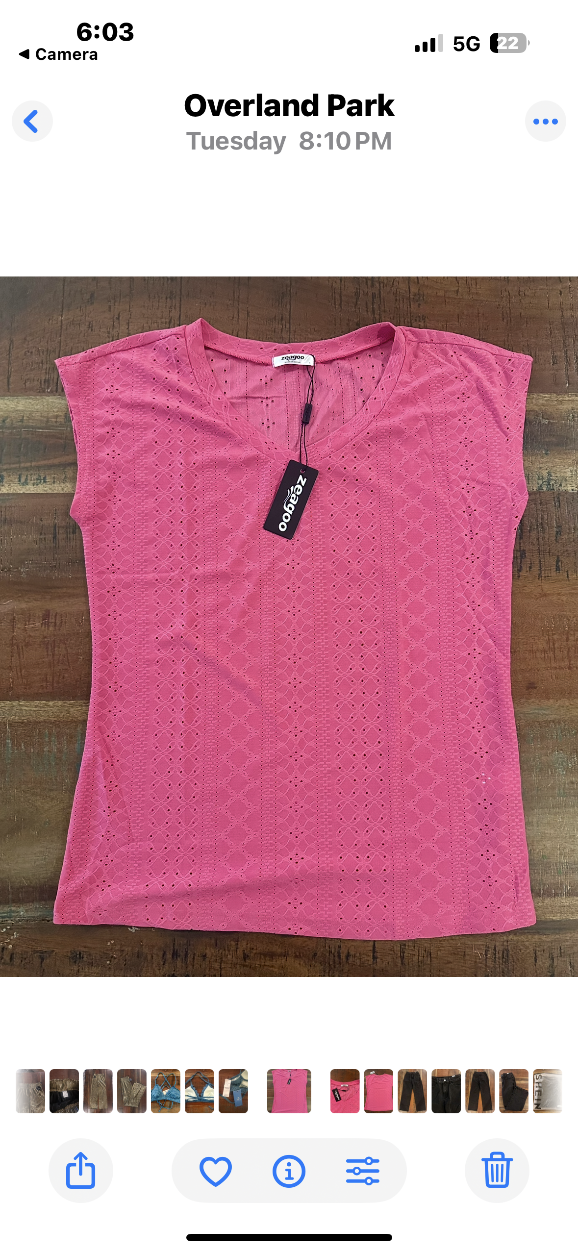 Women’s Short Sleeve Casual V-Neck Shirt (Size S)