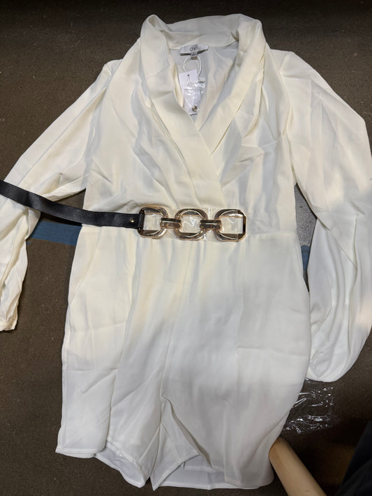 Ovi Women’s Romper Long Sleeves Collared V Neck with Pockets and Belt (Size Large)