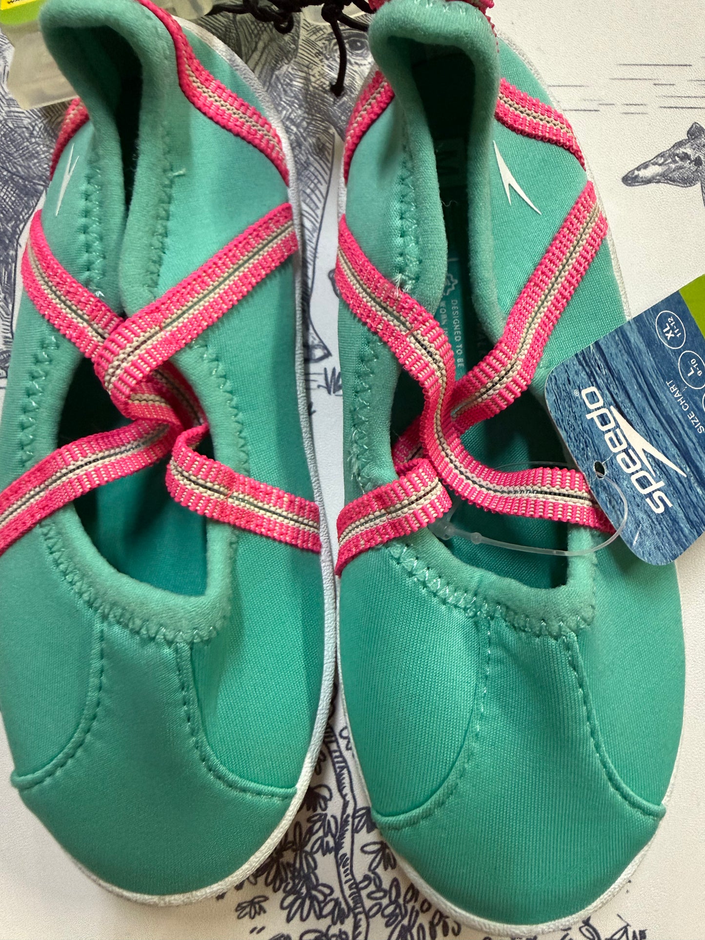 Speedo Water Shoes Kids Size 7/8