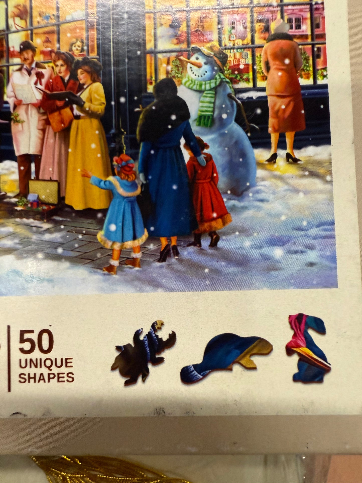 WOODEN.CITY 500 Pieces Wooden Jigsaw Puzzle for Adults - Christmas Street - Retro Nostalgia Wood Puzzles with Xmas Pieces & Unusual Shapes - 15,5 x 10,5 inches