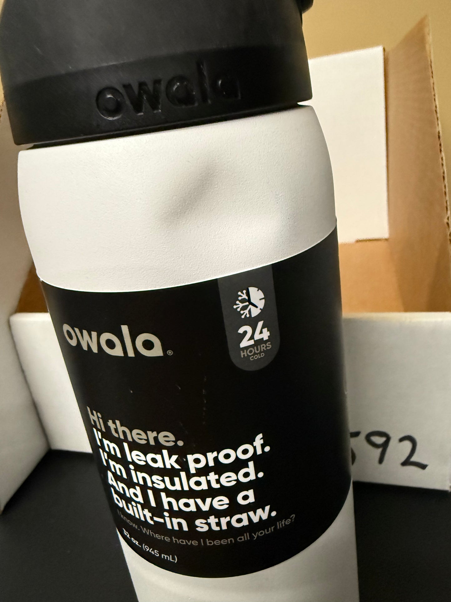 Owala FreeSip Insulated Stainless Steel Water Bottle with Straw for Sports, Travel, and School BPA-Free Sports Water Bottle, 32 oz