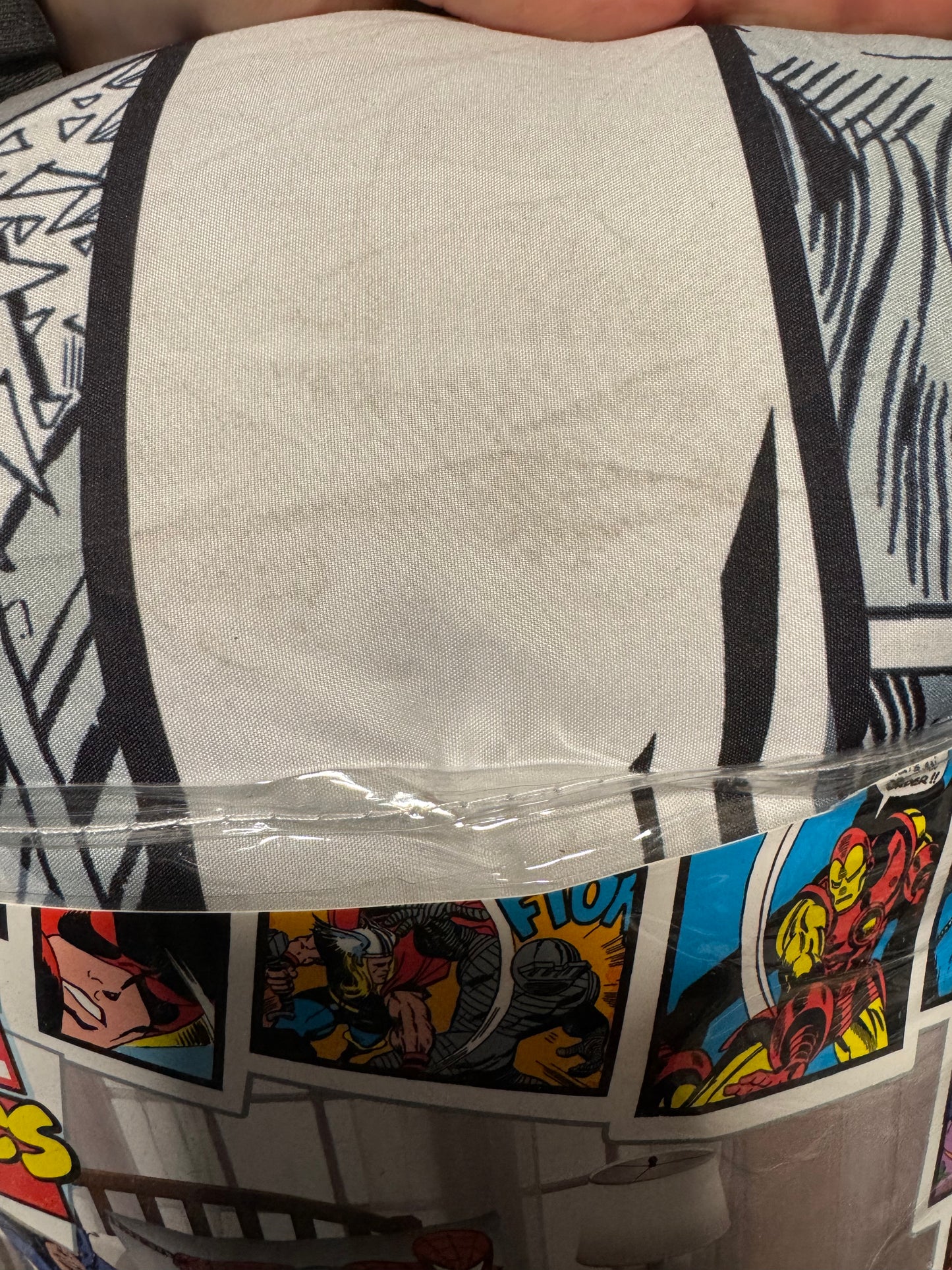 Full Marvel Avengers Comic Cool Reversible Kids' Bed in a Bag: Polyester Microfiber Bedding Set, Hulk & Spider-Man