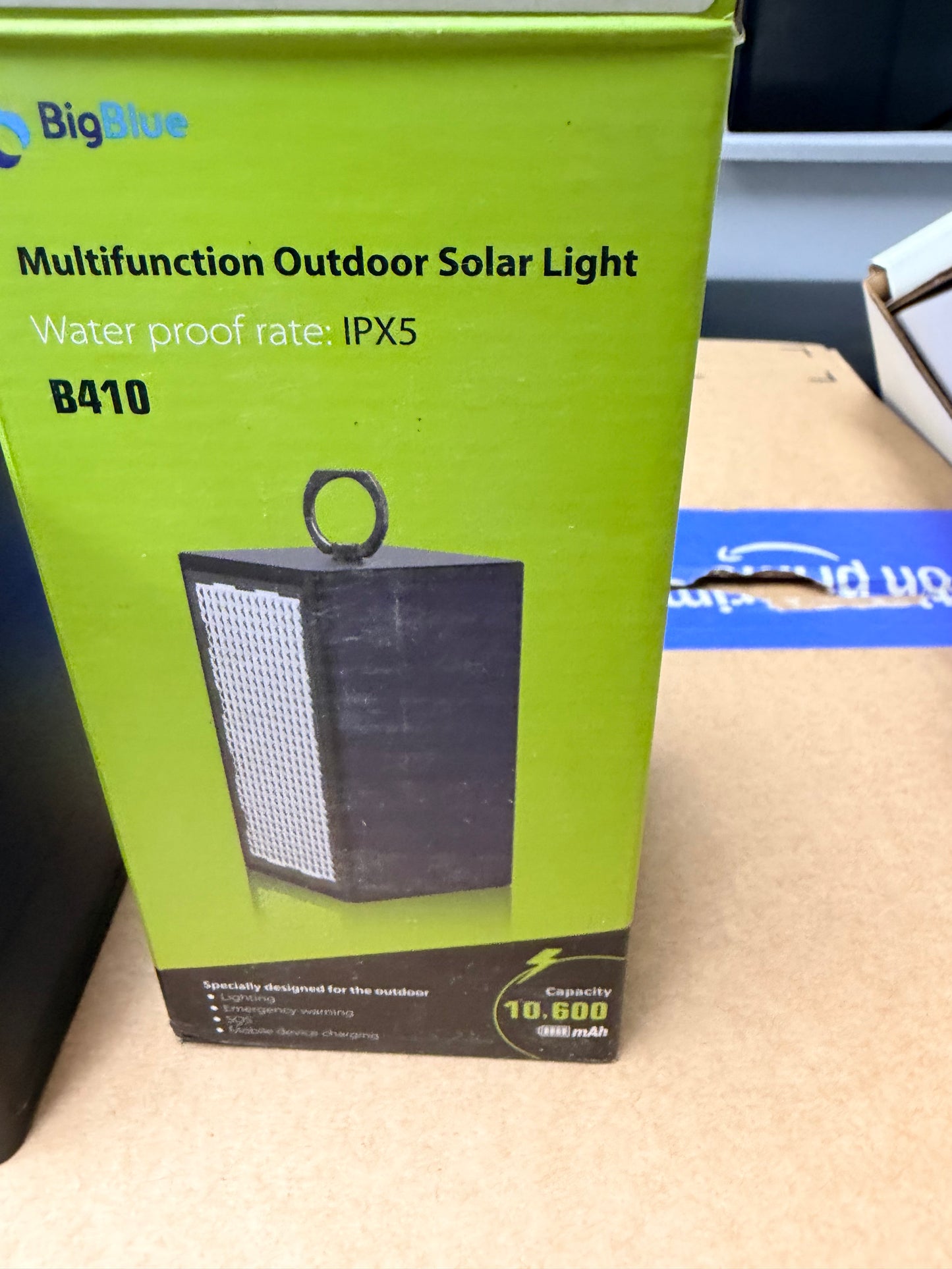 Multifunction Outdoor Solar Light/Power Bank