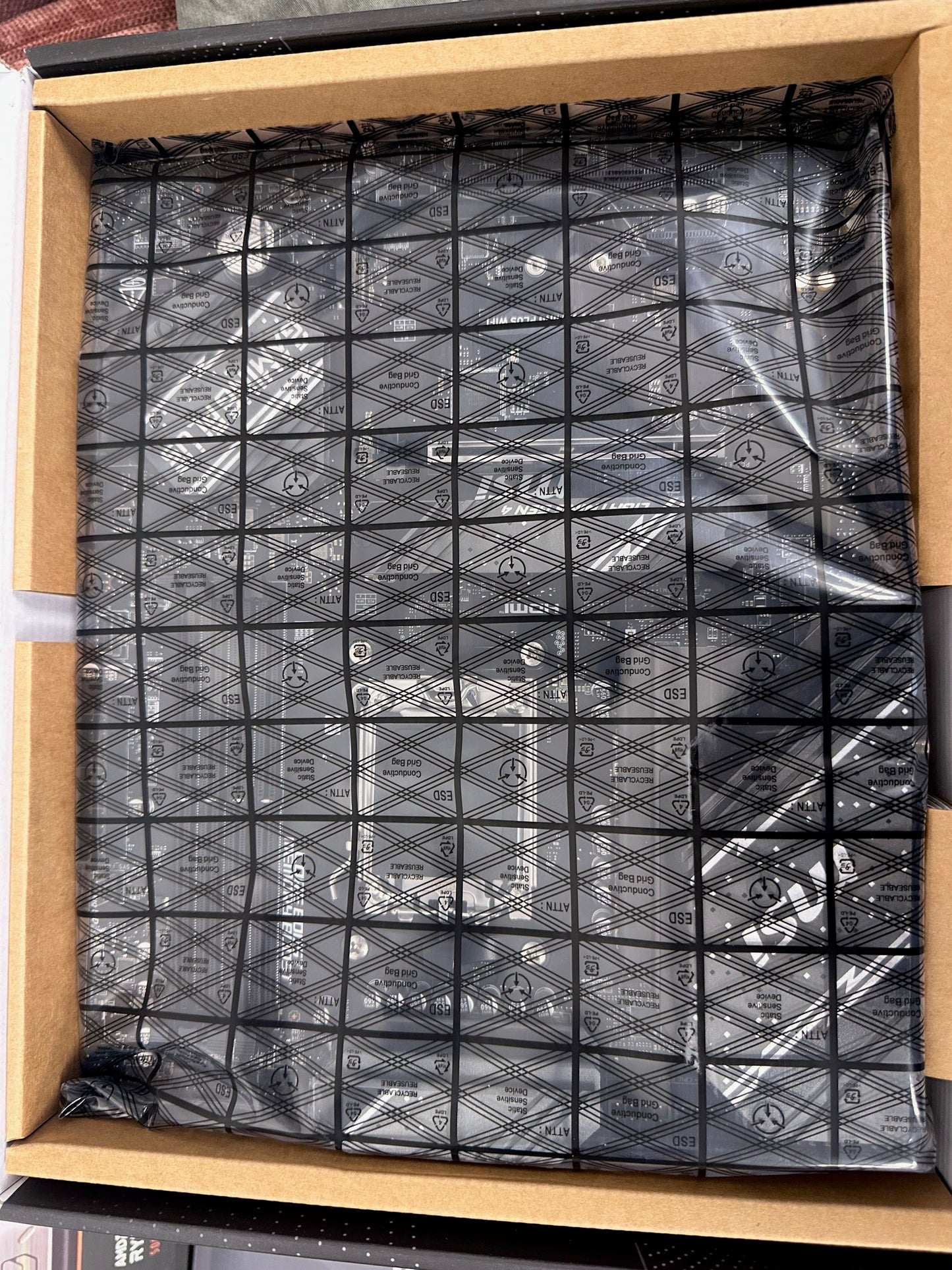 NEW AMD Ryzen 9000 Motherboard MSI B650 Gaming Plus Wifi